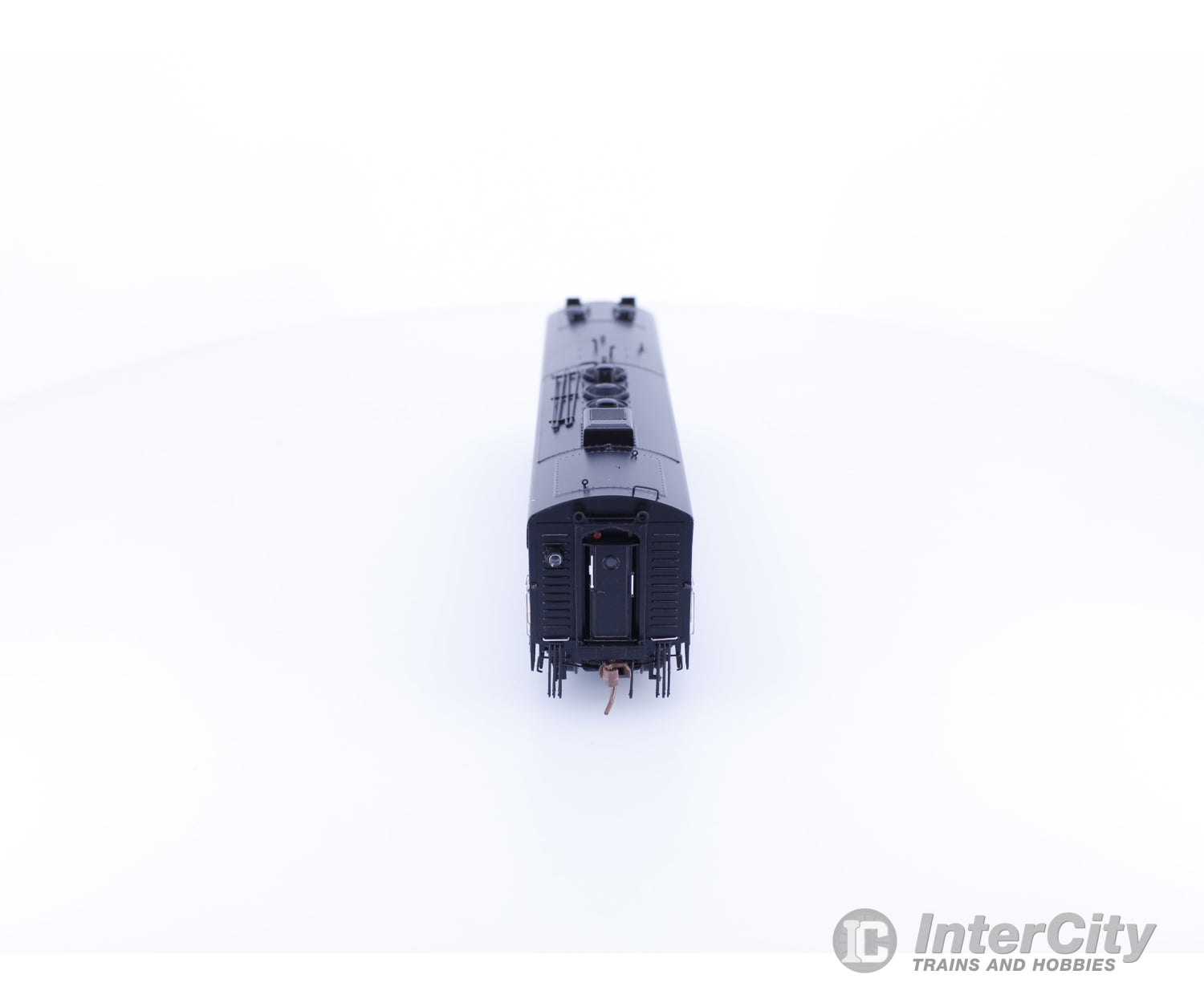 Rapido 223527 HO GMDD F9B Diesel B Unit Via Rail (VIA) 6618 DCC & Sound Locomotives