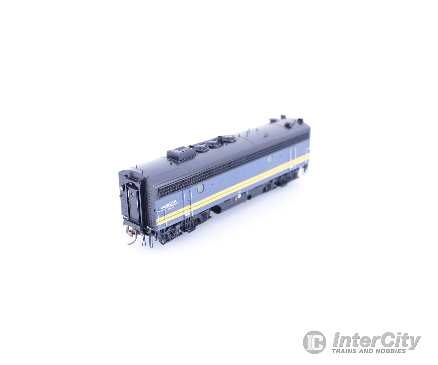 Rapido 223528 HO GMDD F9B Diesel B Unit Via Rail (VIA) 6625 DCC & Sound Locomotives