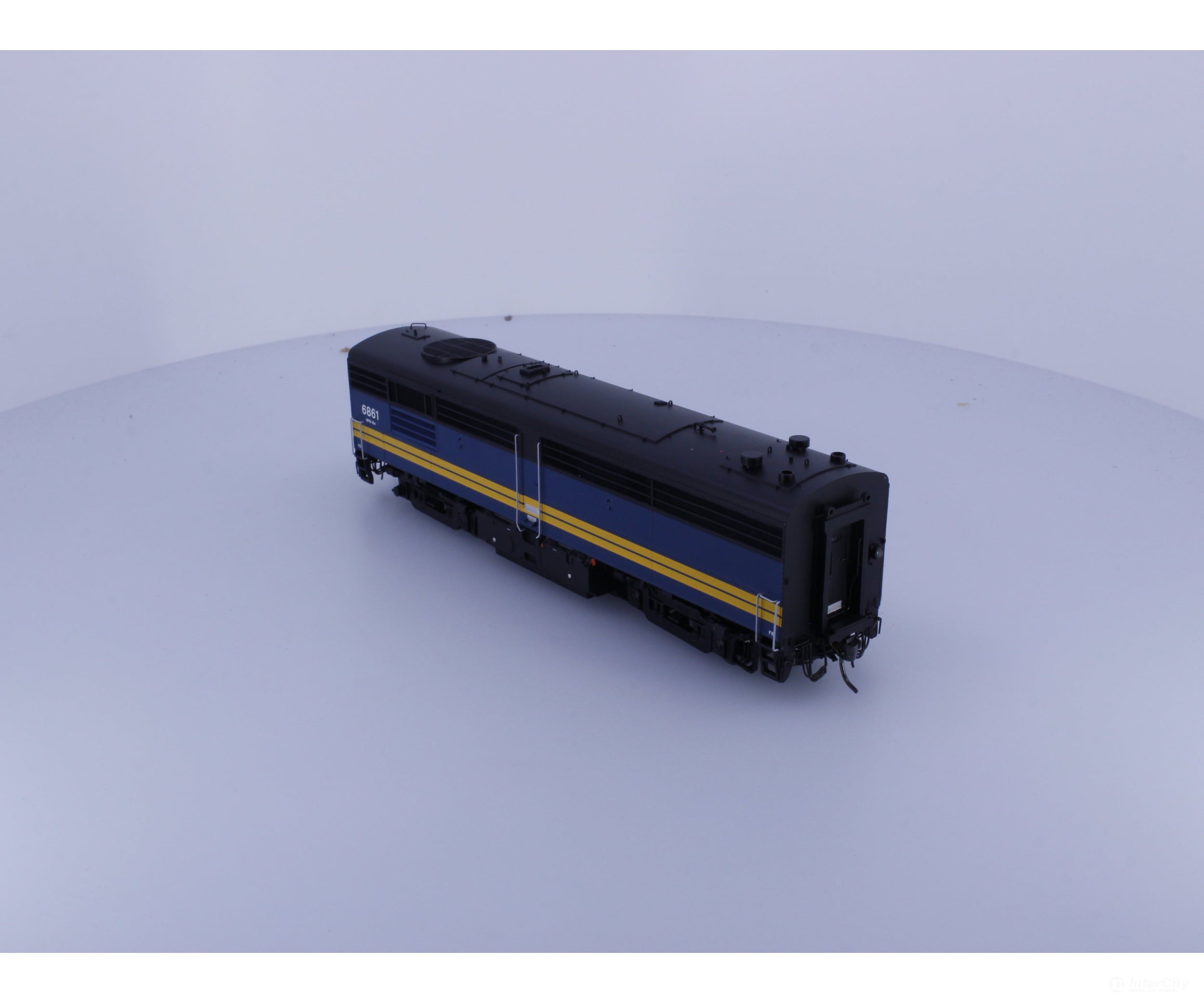 Rapido 30511 HO FPB-4 Diesel B Unit #1 Via Rail (VIA) 6861 DCC & Sound Locomotives