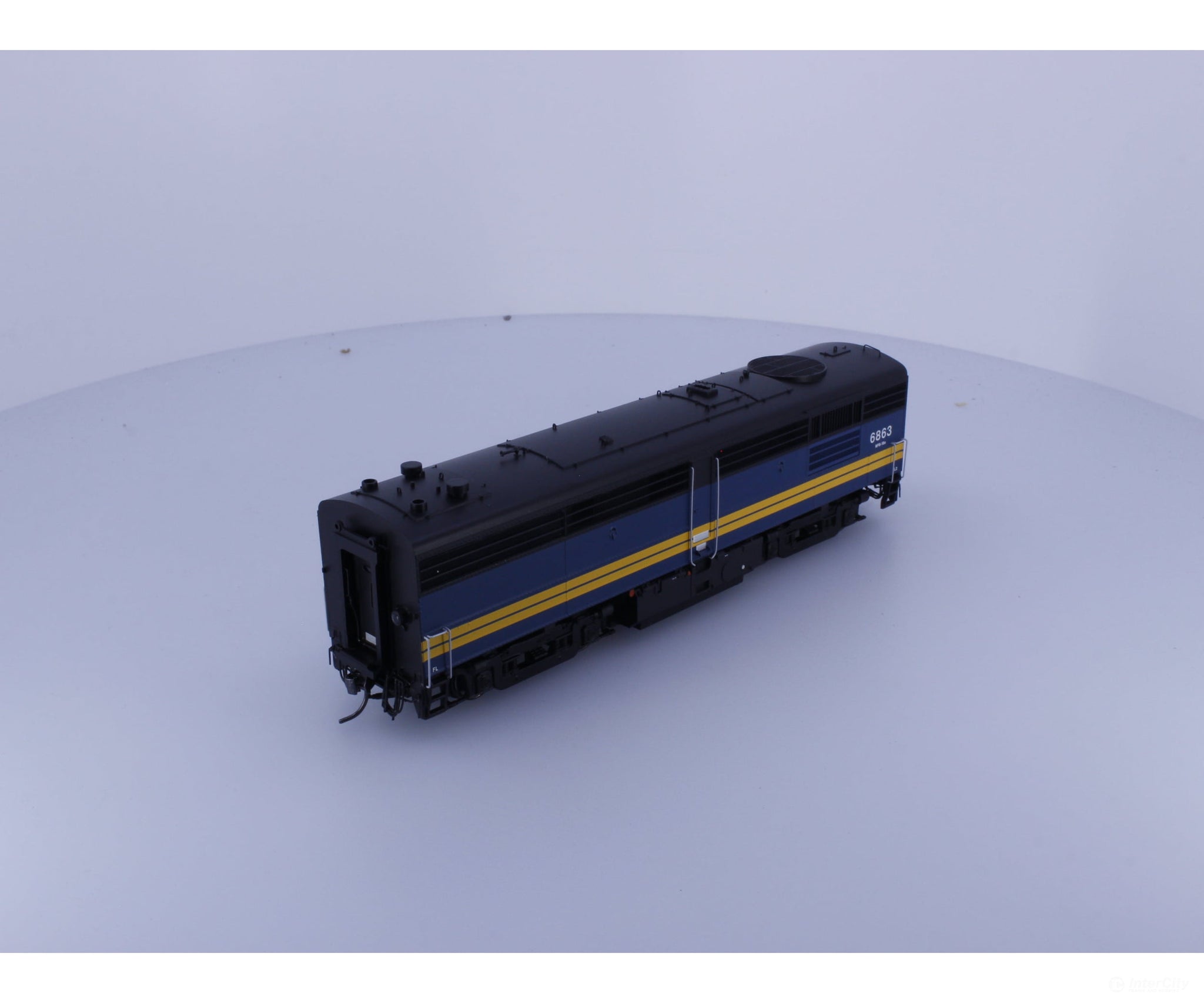 Rapido 30512 HO FPB-4 Diesel B Unit #2 Via Rail (VIA) 6863 DCC & Sound Locomotives