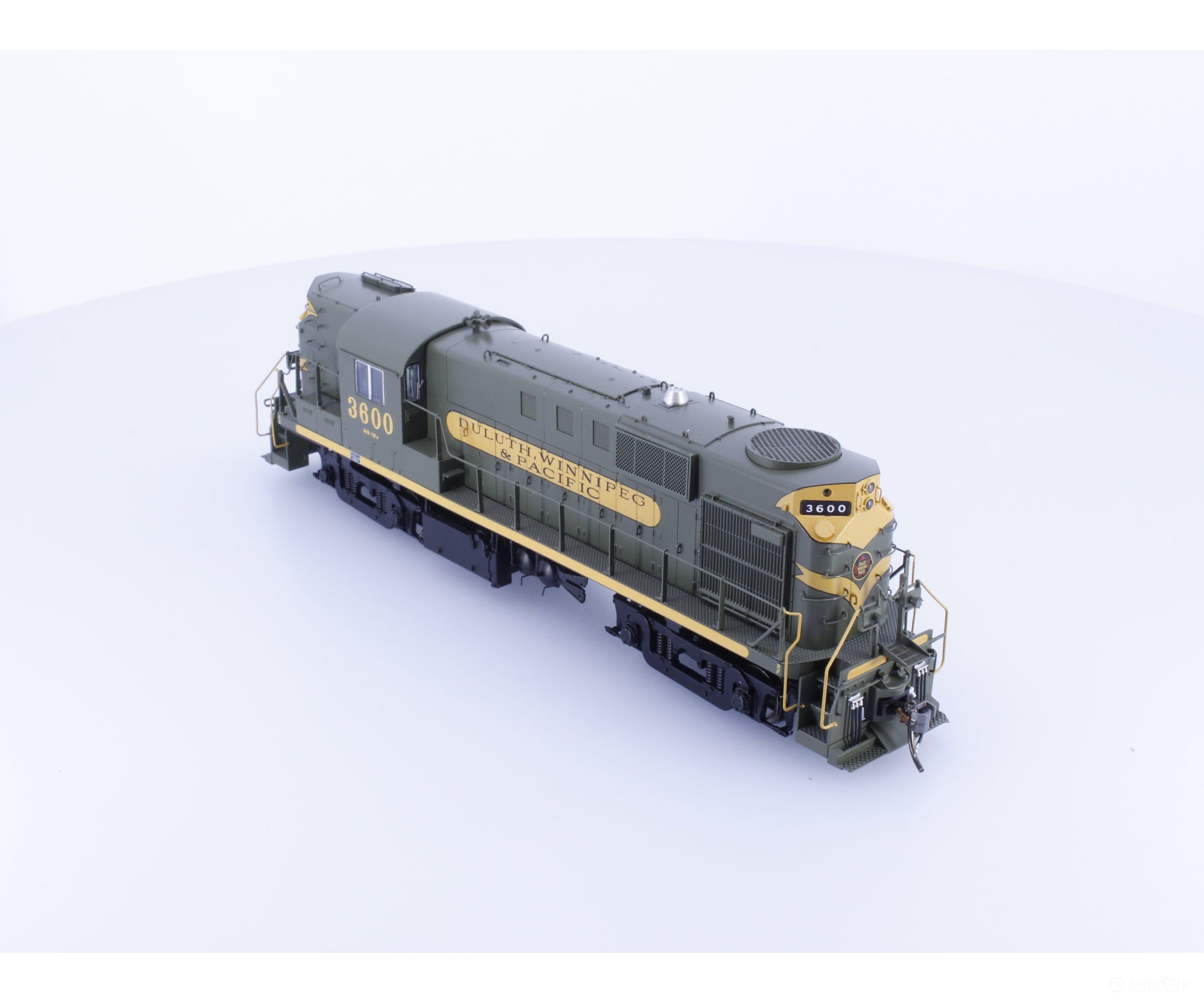 Rapido 31565 HO Alco RS-11 Diesel Locomotive Duluth Winnipeg and Pacific (DWP) 3600 DCC & Sound Locomotives
