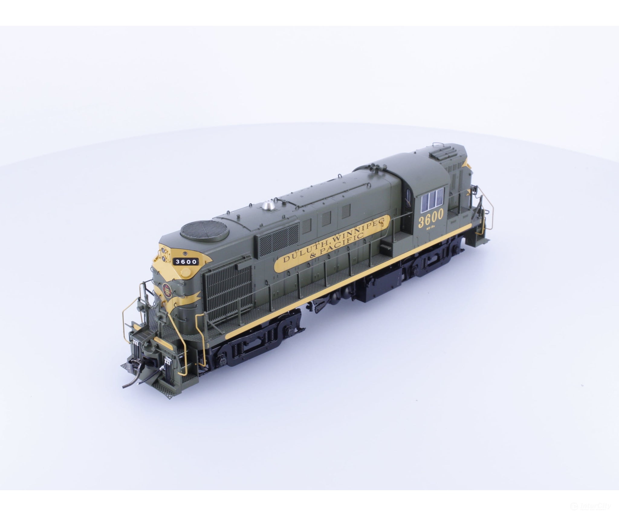Rapido 31565 HO Alco RS-11 Diesel Locomotive Duluth Winnipeg and Pacific (DWP) 3600 DCC & Sound Locomotives