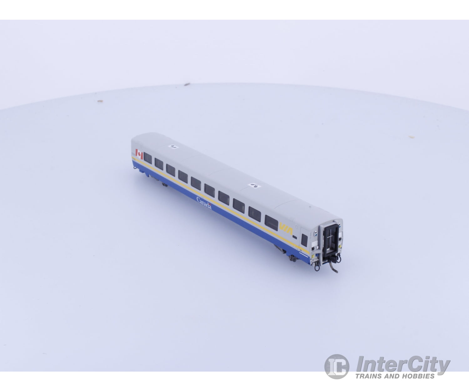 Rapido 508003 N LRC Coach Canada Scheme Via Rail (VIA) Passenger Cars