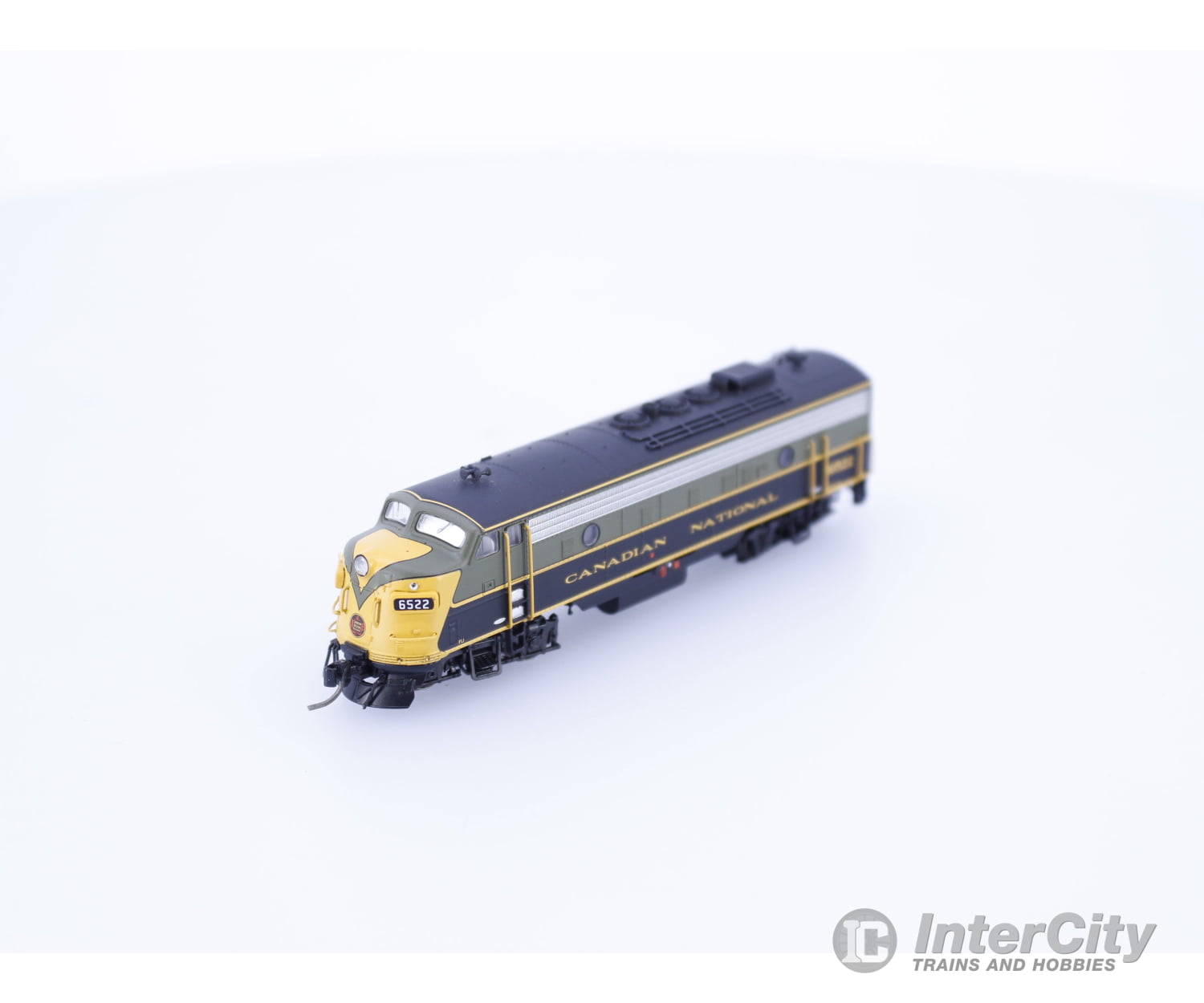 Rapido 530502 N FP9A Diesel Locomotive 1954 Scheme Canadian National (CN) 6522 DCC & Sound Locomotives
