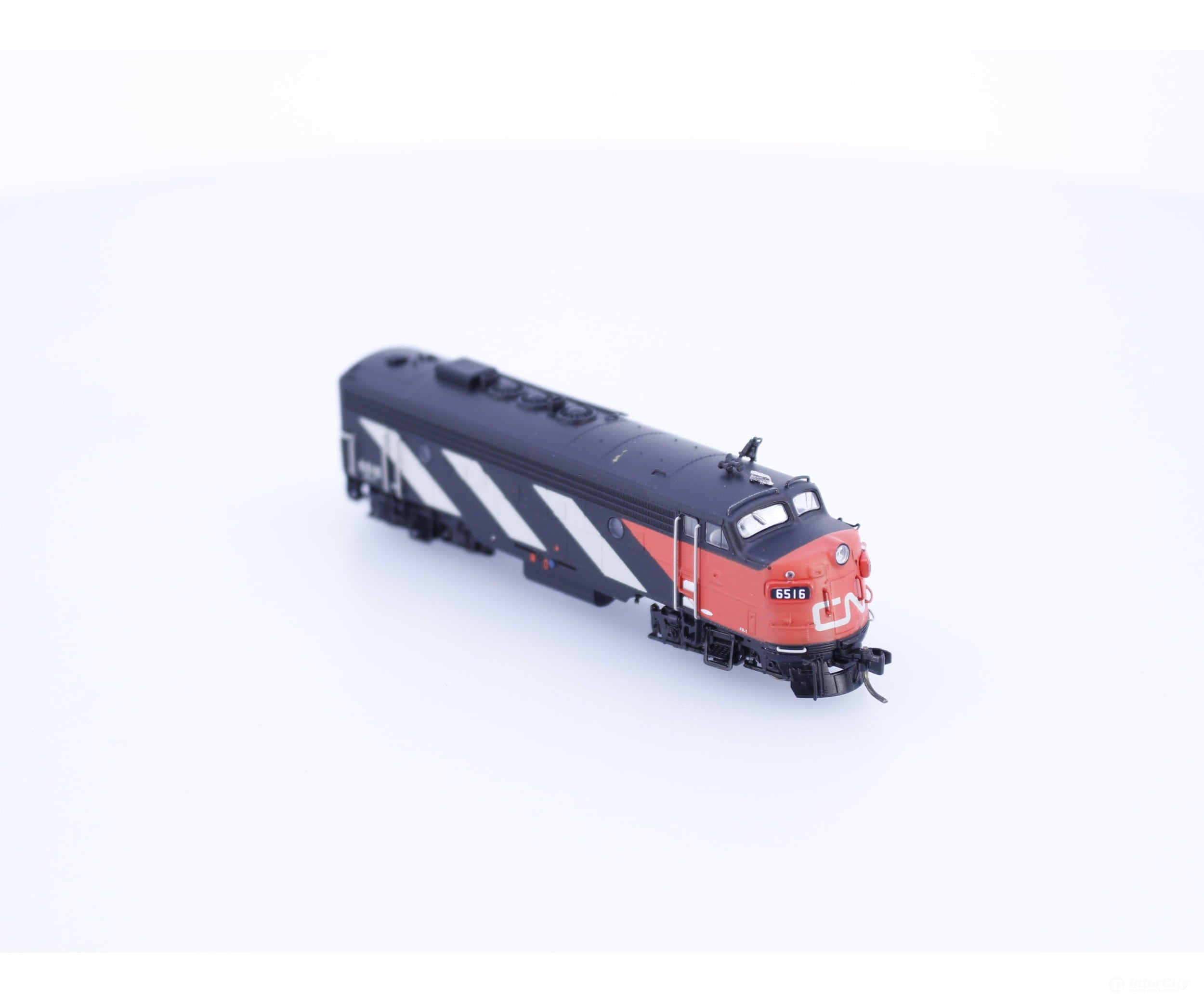 Rapido 530505 N FP9A Diesel Locomotive Canadian National (CN) 6516 DCC & Sound Locomotives