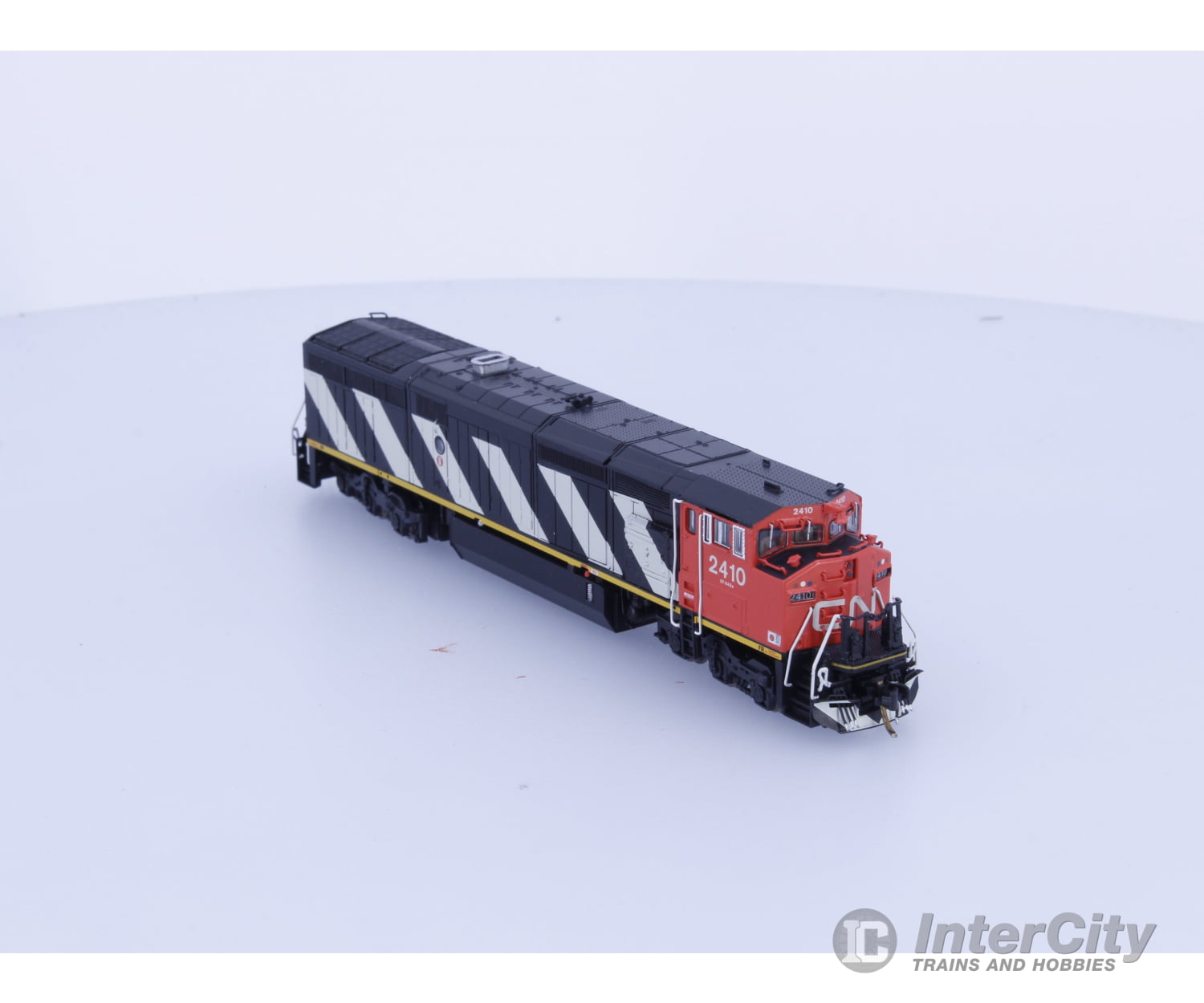 Rapido 540535 N Dash 8-40CM Diesel Locomotive Stripes Scheme Canadian National (CN) 2410 DCC & Sound Locomotives