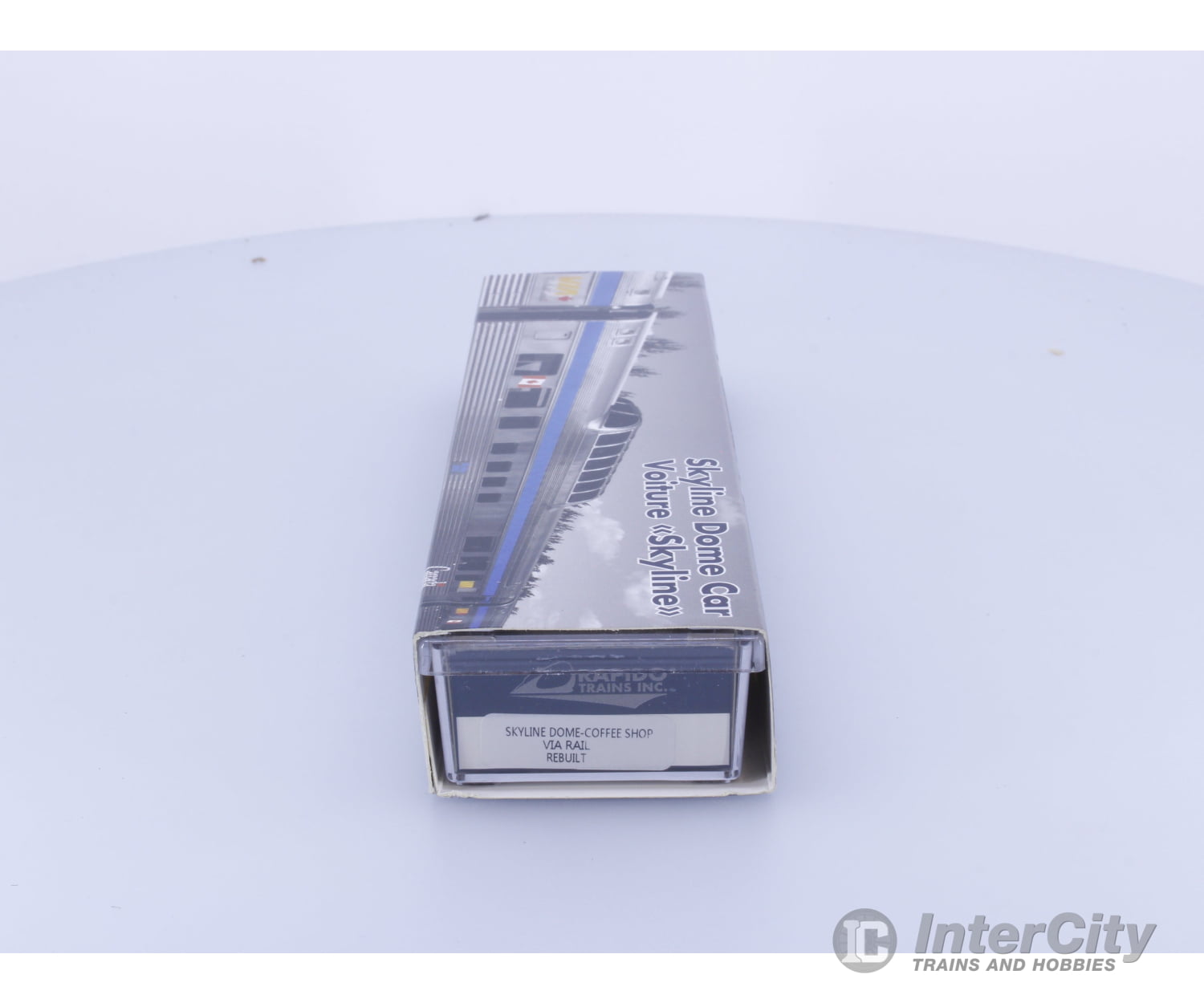 Rapido 550111 N Skyline Dome Coffee Shop Rebuilt #1 Via Rail (VIA) Passenger Cars