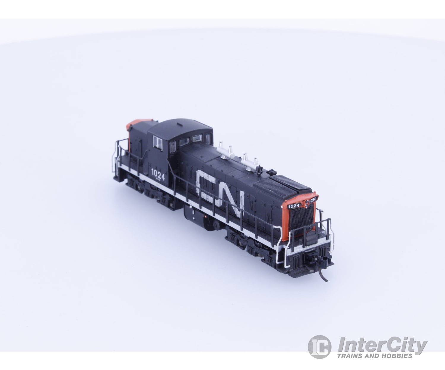 Rapido 70009 N 6 Axle GMD-1 Diesel Locomotive Canadian National (CN) 1024 DCC Locomotives