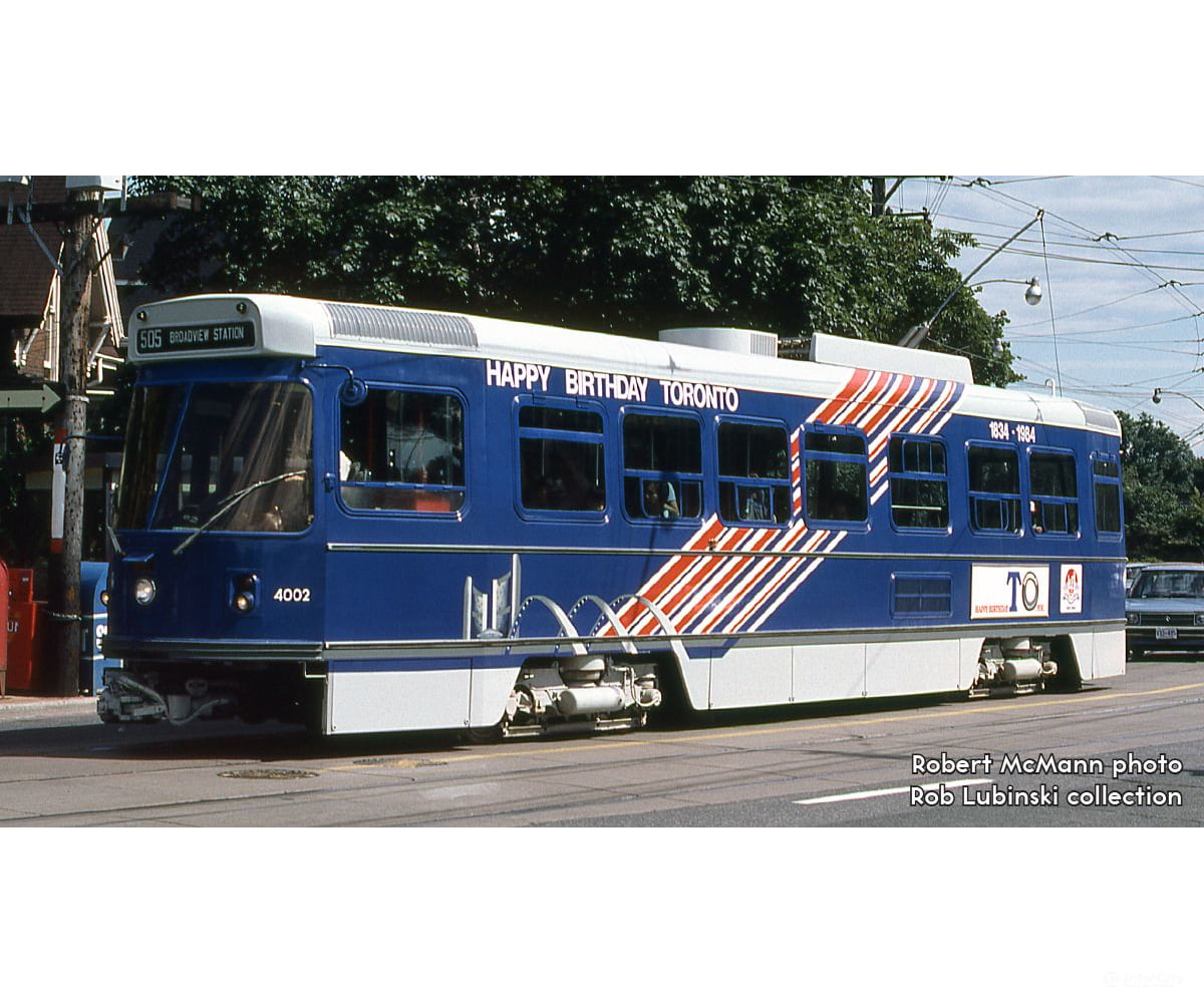Rapido 702516 HO CLRV (DC/DCC/Sound): TTC - ’Happy Birthday Toronto’: #4002