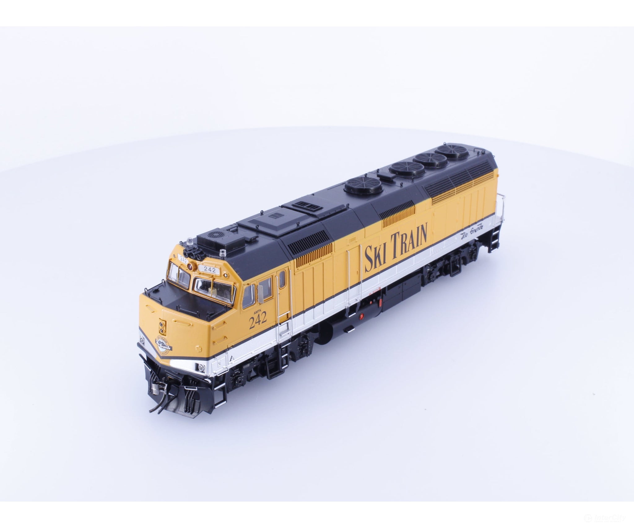 Rapido 83611 HO F40PH SKI TRAIN Diesel Locomotive Rio Grande Southern (RGS) 242 DCC & Sound Locomotives