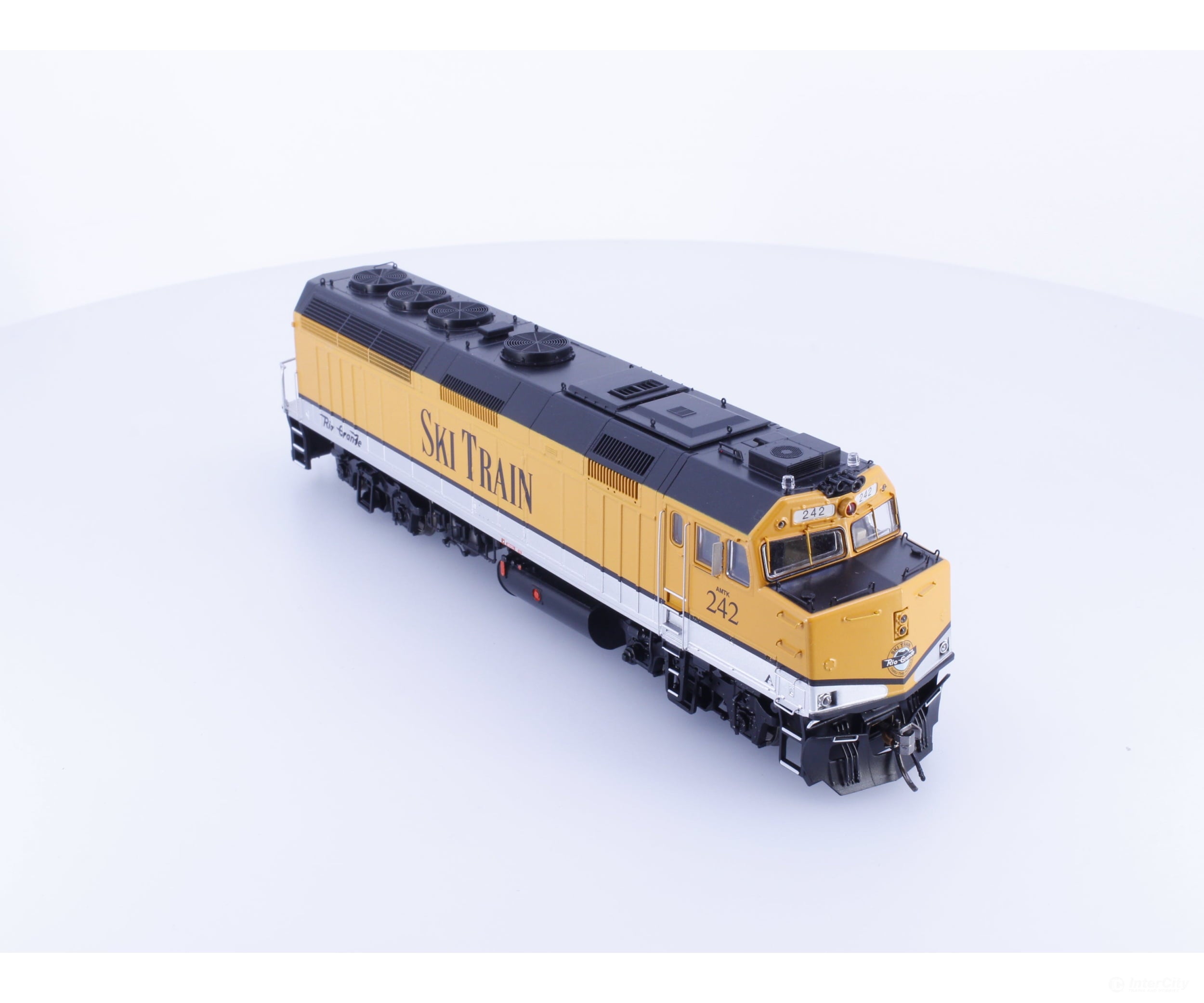Rapido 83611 HO F40PH SKI TRAIN Diesel Locomotive Rio Grande Southern (RGS) 242 DCC & Sound Locomotives