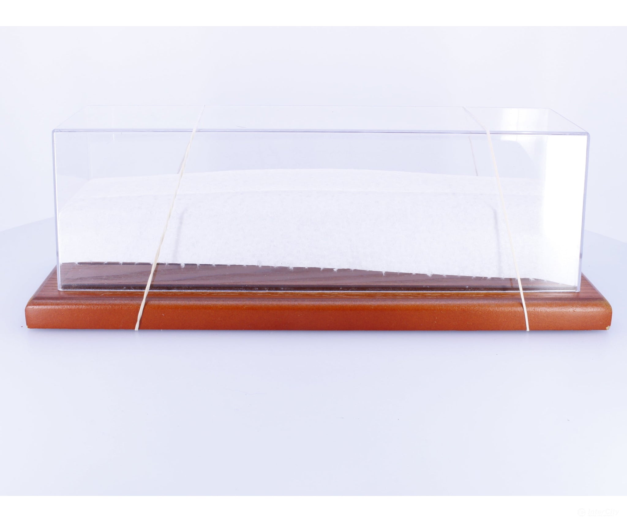 Rapido DCASE HO 11’’ x 3.5’’ Wood Display Case with 10’’ x 2.5’’ Clear Cover (#5) - Collectibles