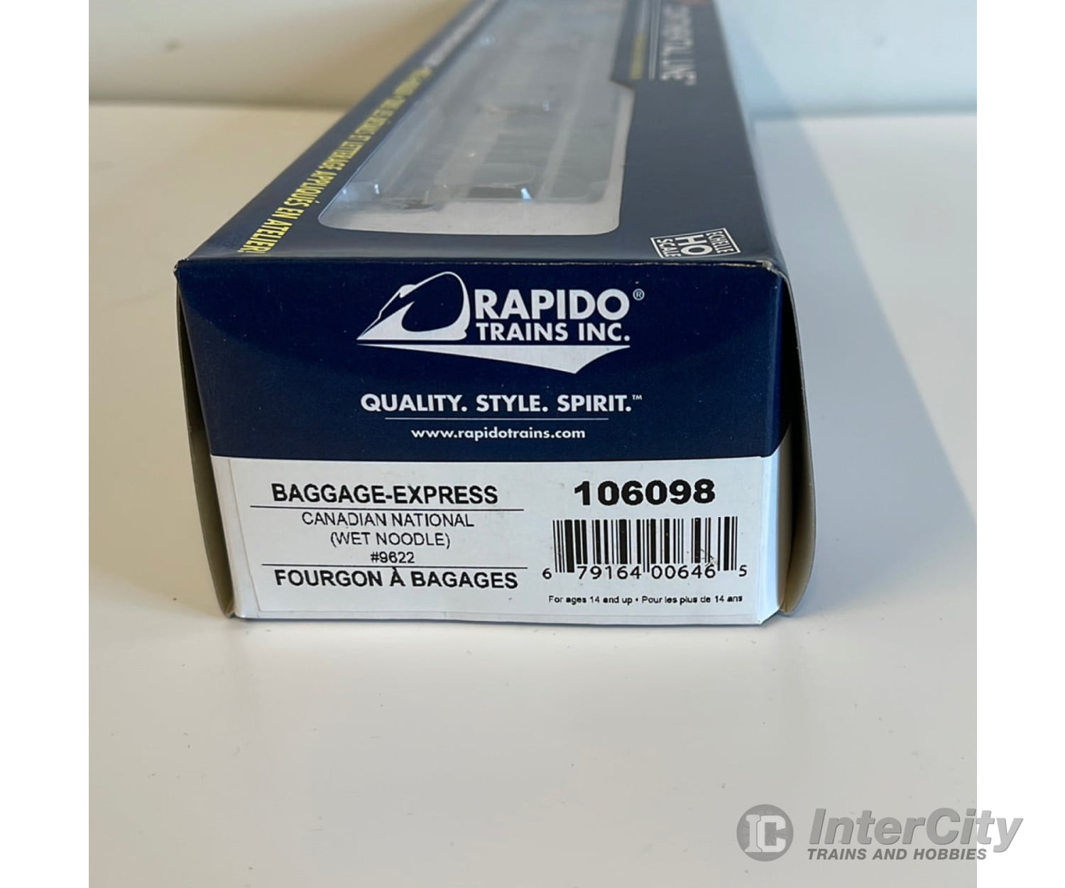 Rapido Ho 106098 73’6’ Smooth Side Baggage - Express - Cn #9622 (Wet Noodle) Ic3 Passenger Cars