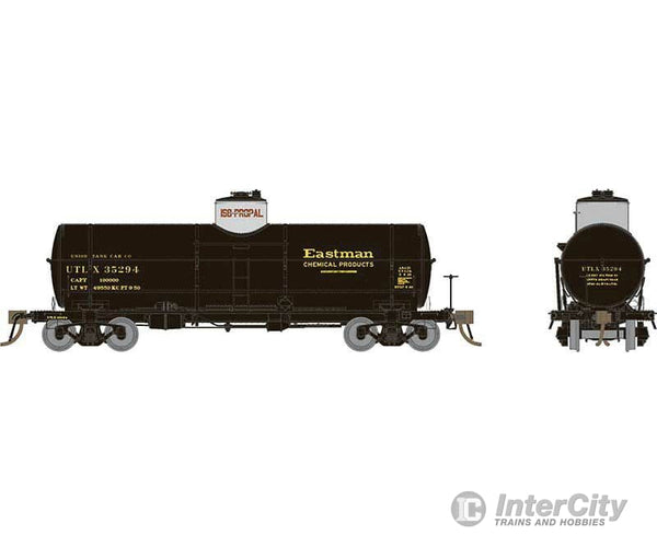 Rapido Ho 159010A Union Tank Car 10 000-Gallon X-3 - Ready To Run -- Eastman Chemical Utlx (Black