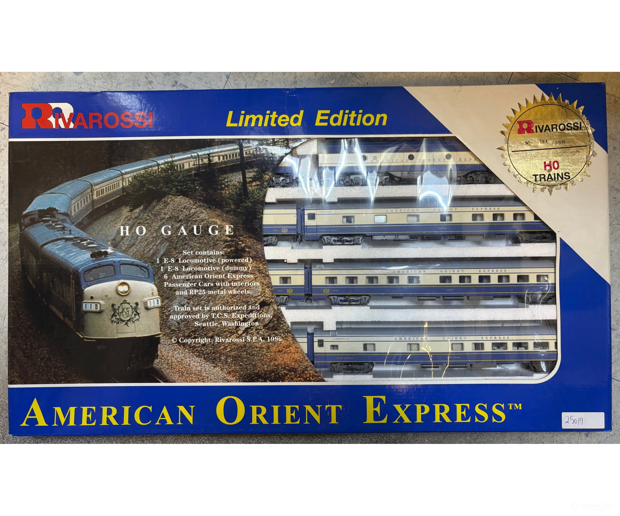 Rivarossi 0824 HO American Orient Express 6 Car Set with 1 Powered and 1 Dummy E8 Diesel Locomotives 1784/3000 118