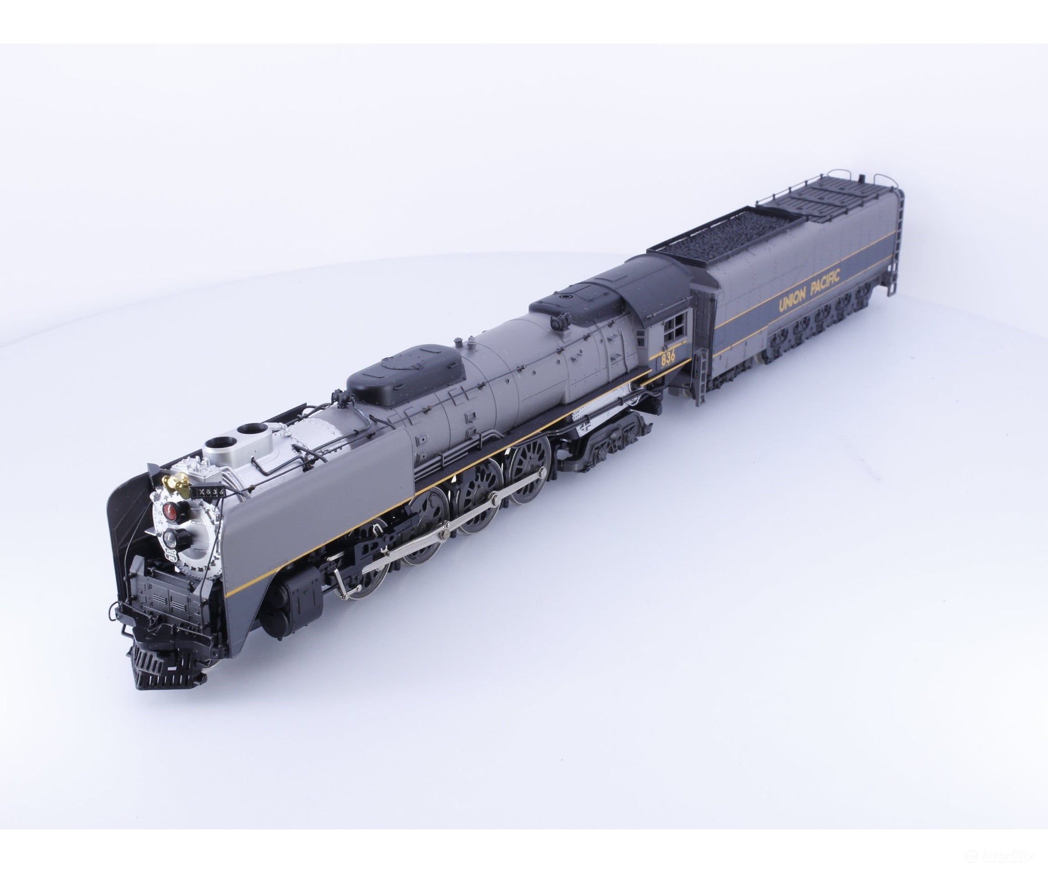 Rivarossi 1527 HO FEF-3 4-8-4 Northern Greyhound Paint Steam Locomotive Union Pacific (UP) 836 Analog DC - Locomotives