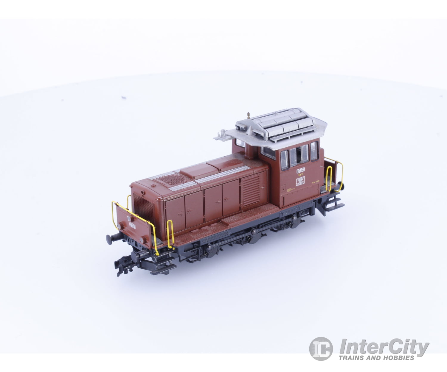Rivarossi 1660 HO SBB-CFF-FFS Em 3/3 Diesel Locomotive 18820 DCC European Locomotives