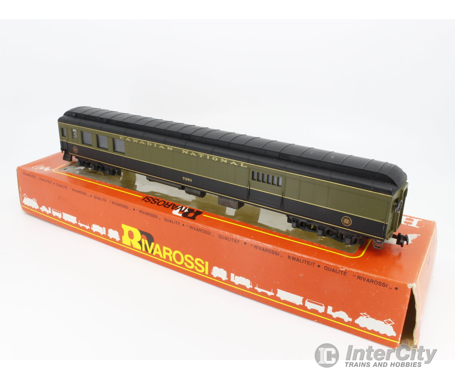 Rivarossi 2649 Ho Combination Passenger Car Canadian National (Cn) 7381 Cars