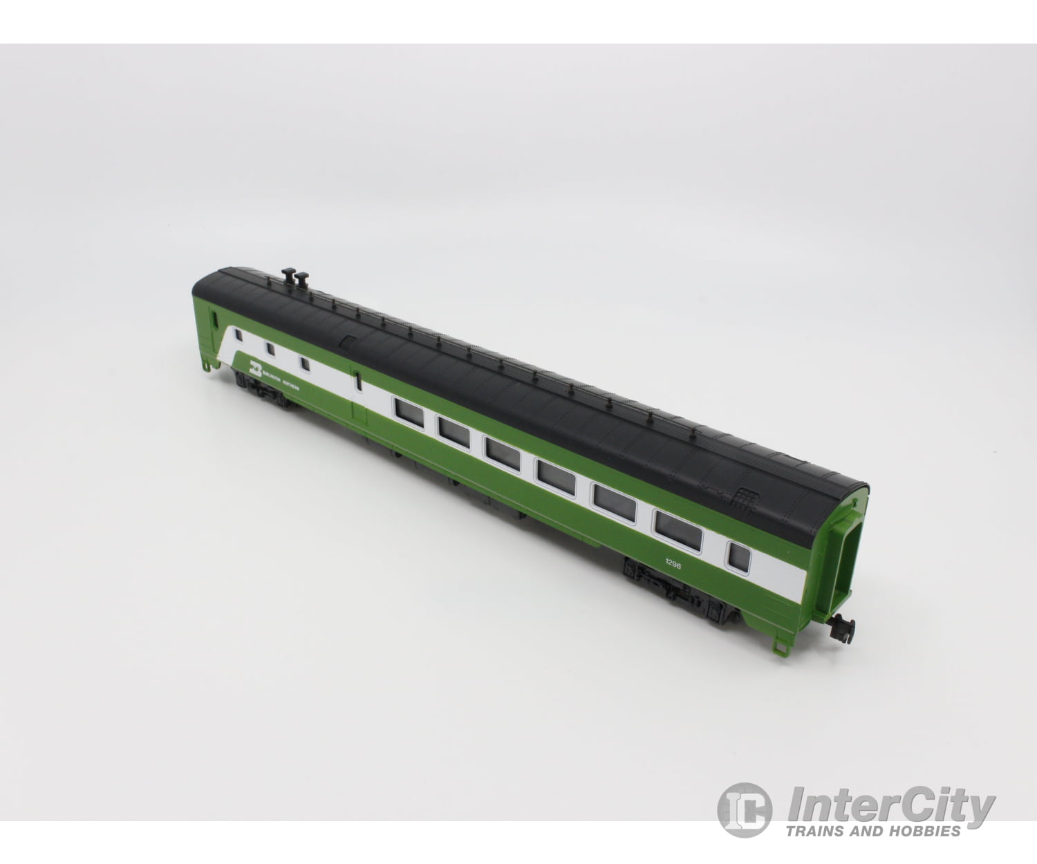 Rivarossi 2756/0 Ho Passenger Car Burlington Northern (Bn) 1296 (2) Cars