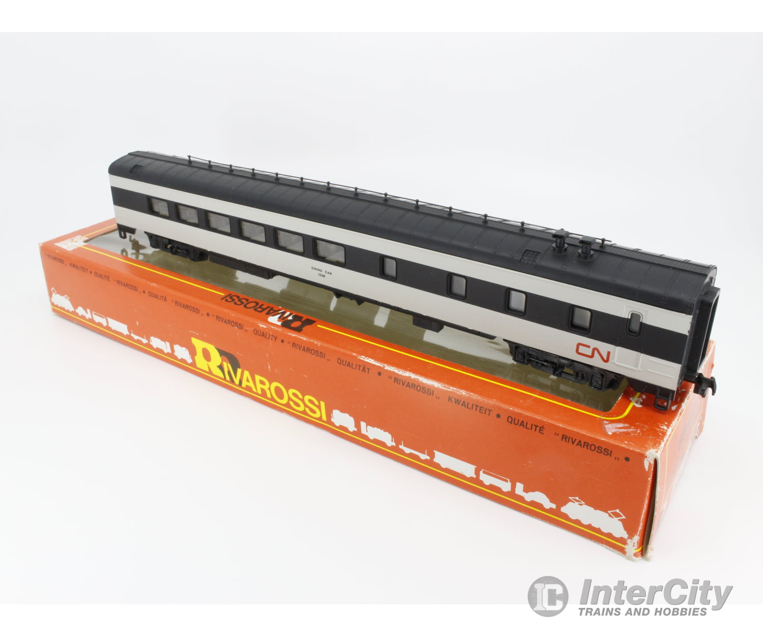 Rivarossi 6546/0 Ho Diner Passenger Car Canadian National (Cn) 1338 Cars