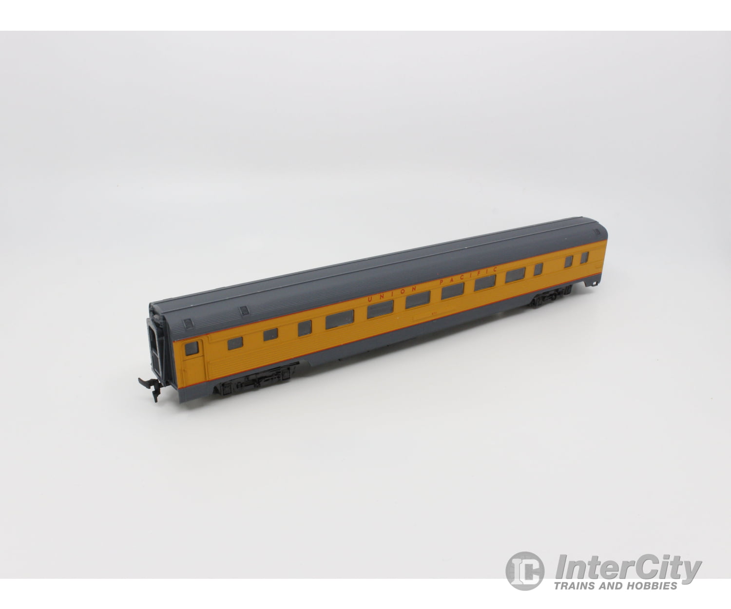 Rivarossi 6821/0 Ho Passenger Car Union Pacific (Up) 572 Cars