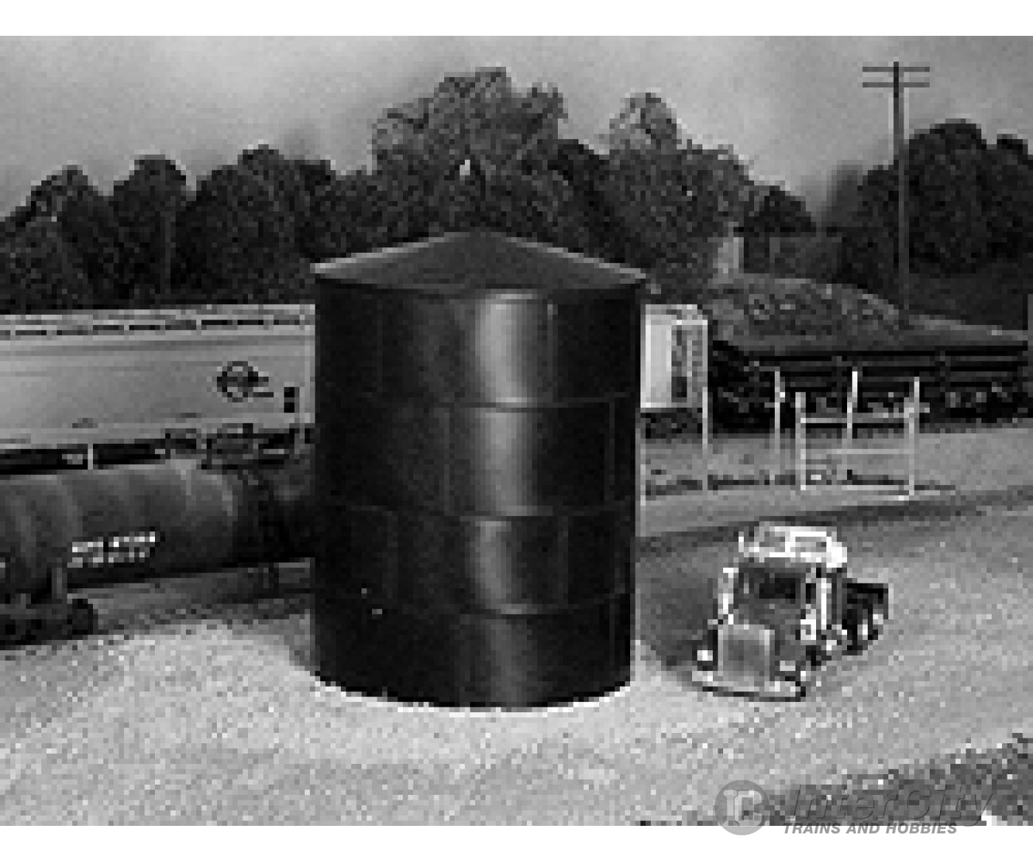 Rix Products 503 Peaked Top Water/Oil Tank -- Kit - Scale Height 29 8.8M Structures