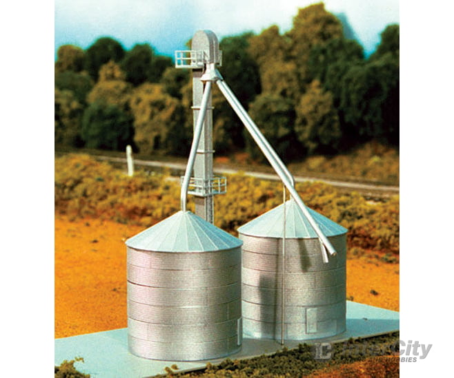 Rix Products 708 Guthrie Grain Set -- Kit Structures