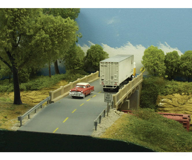 Rix Products 106 Roadway -- 50 15.2M Sections Pkg(4) Tunnels & Bridges