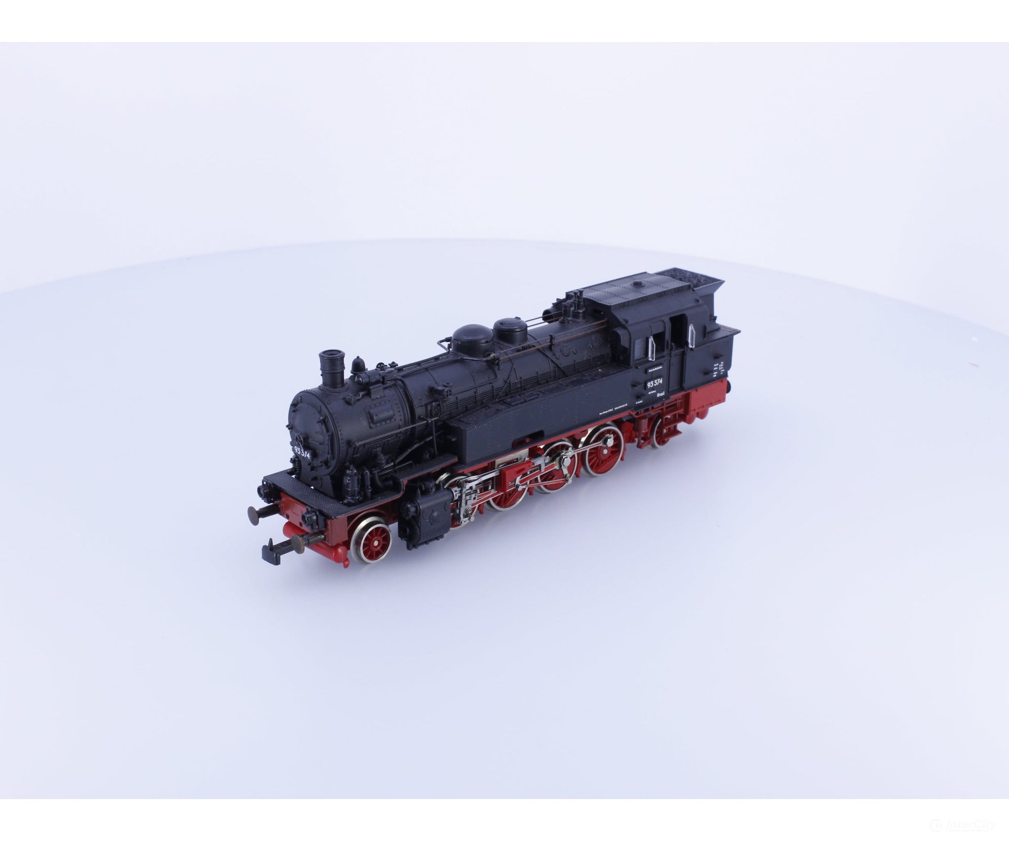 Roco 04122A HO DR BR93 Steam Locomotive 93374 Analog DC European Locomotives