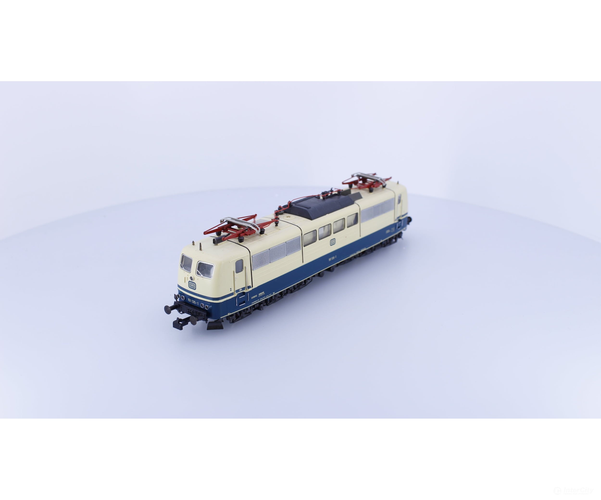 Roco 04132A HO DB BR151 Electric Locomotive 151135-1 Analog DC European Locomotives