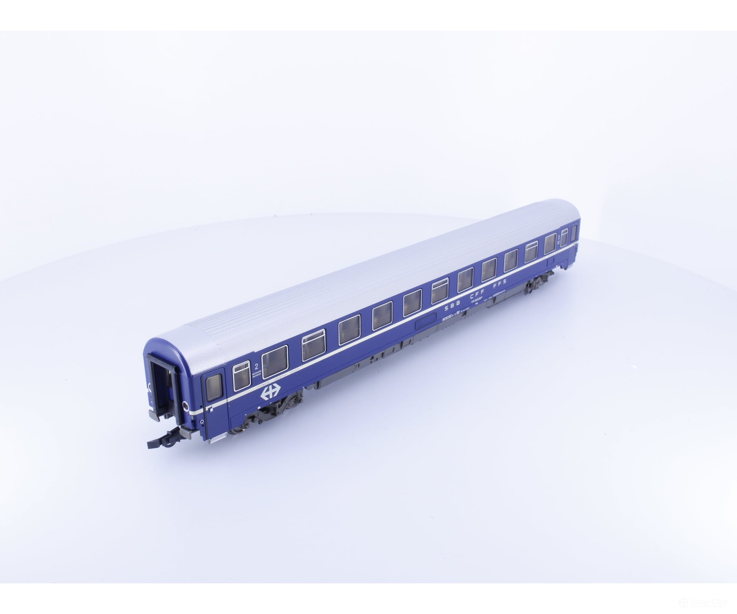 Roco 108-9 HO SBB-CFF-FFS 2nd Class Sleeper Car 108-9 - European Passenger Cars