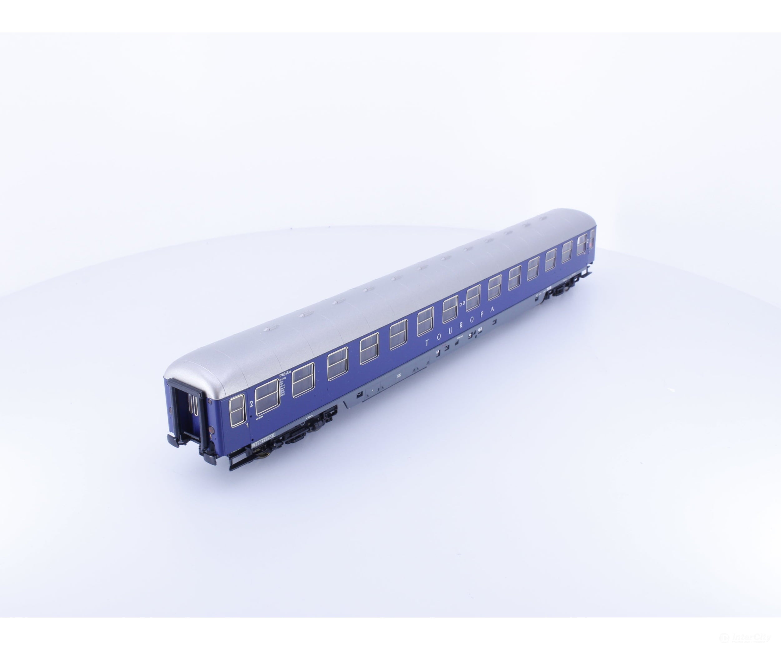 Roco 17654 HO DB 2nd Class Passenger Car Touropa Essen 17654 - European Passenger Cars