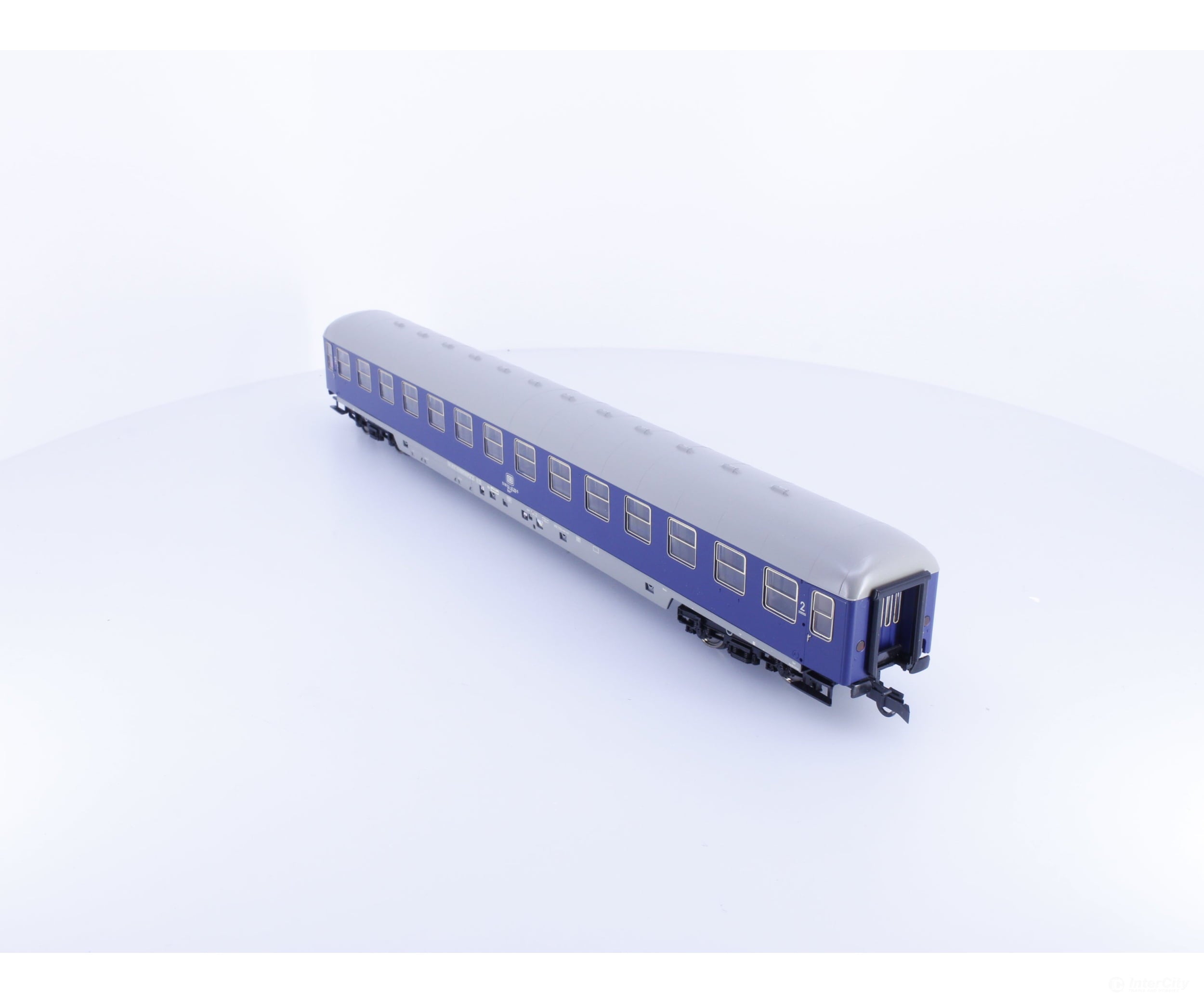 Roco 210-5 HO DB 2nd Class Passenger Car 210-5 - European Passenger Cars