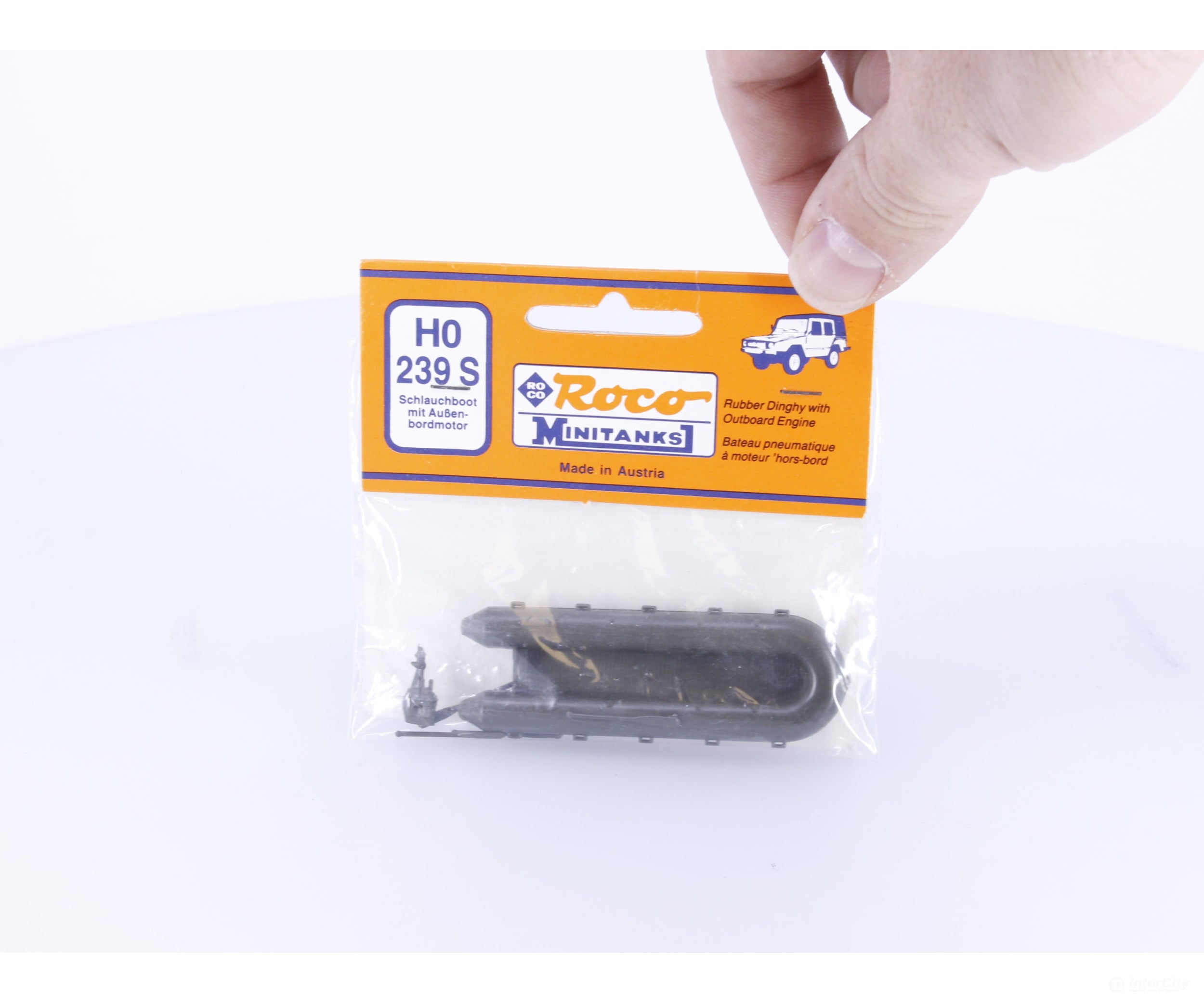 Roco 239 S HO Rubber Dinghy with Outboard Motor - Detailing Parts