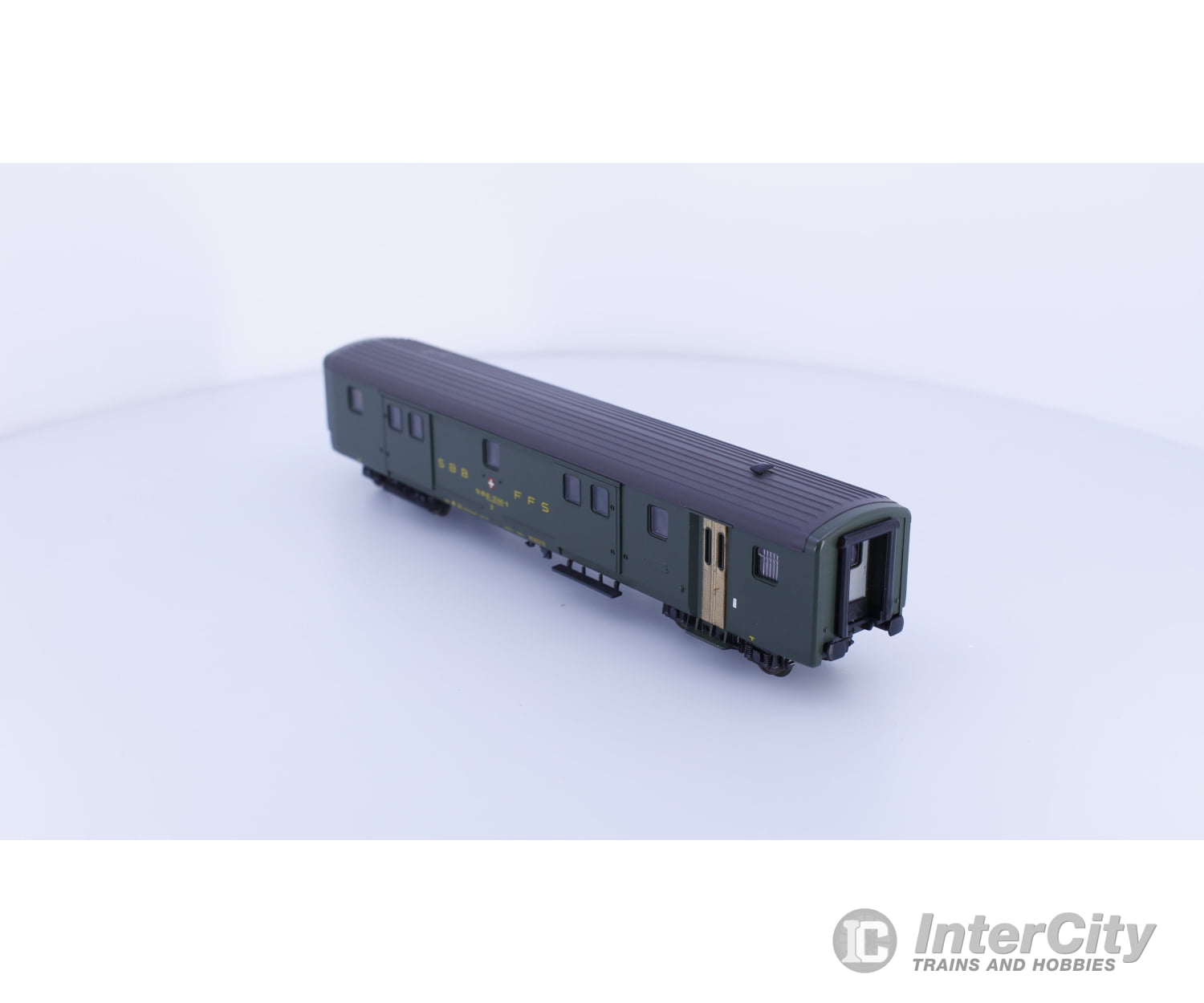 Roco 4240 HO SBB-CFF-FFS Gepackwagen Baggage Car 33645-9 European Passenger Cars