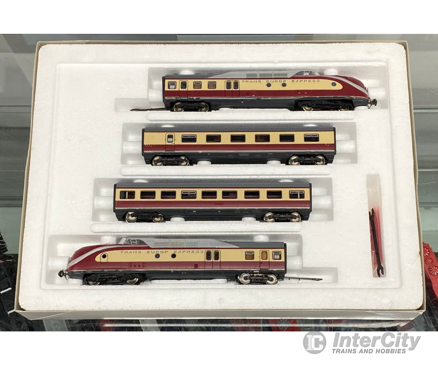 Roco 43011 HO DB VT11.5 TEE Express Diesel Rail Train Digital DCC 2 Rail European Locomotives