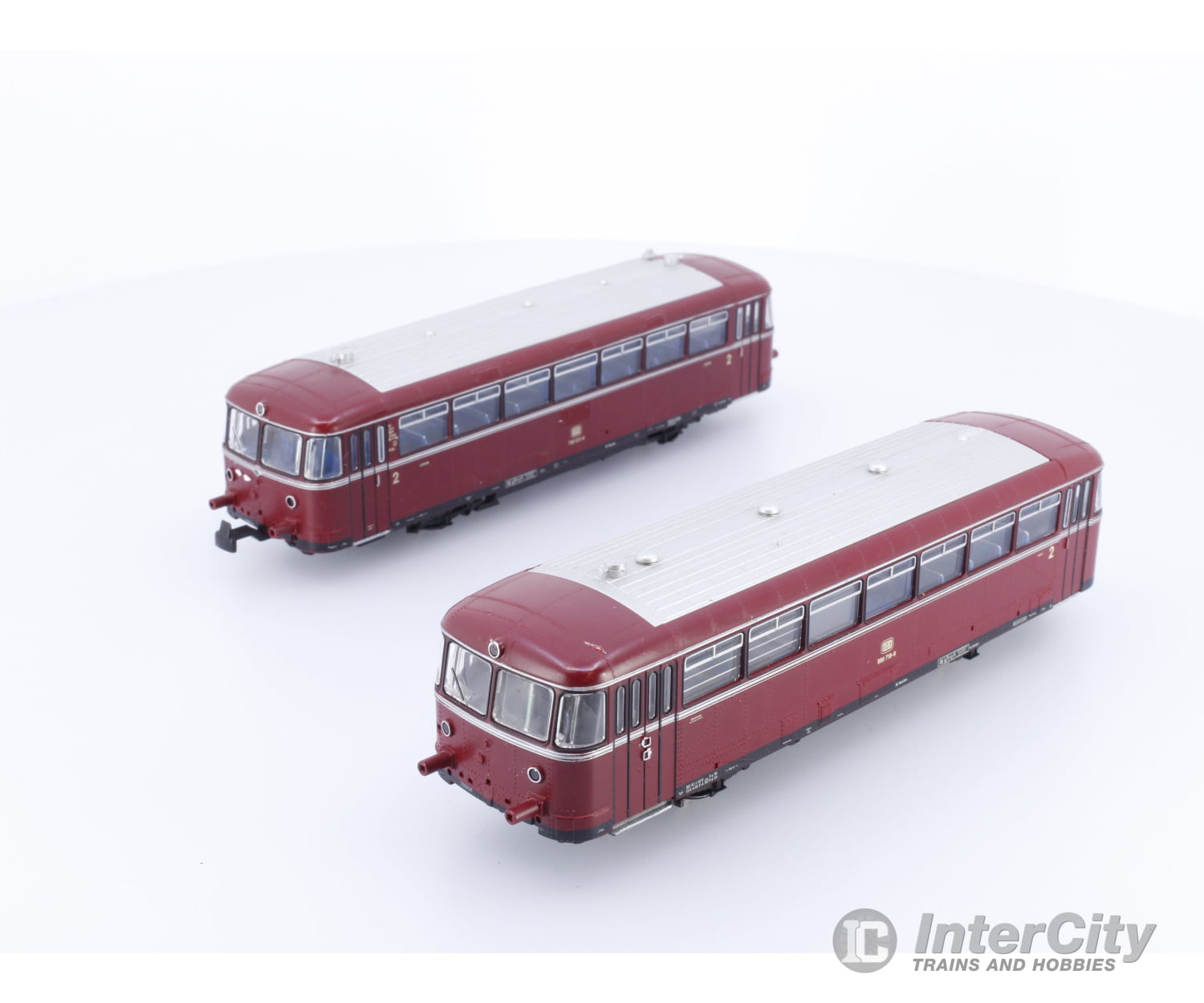 Roco 43045 HO DB Class VT98 and Trailer Rail Car w/Factory Lighting 798631-8 Analog DC European Locomotives