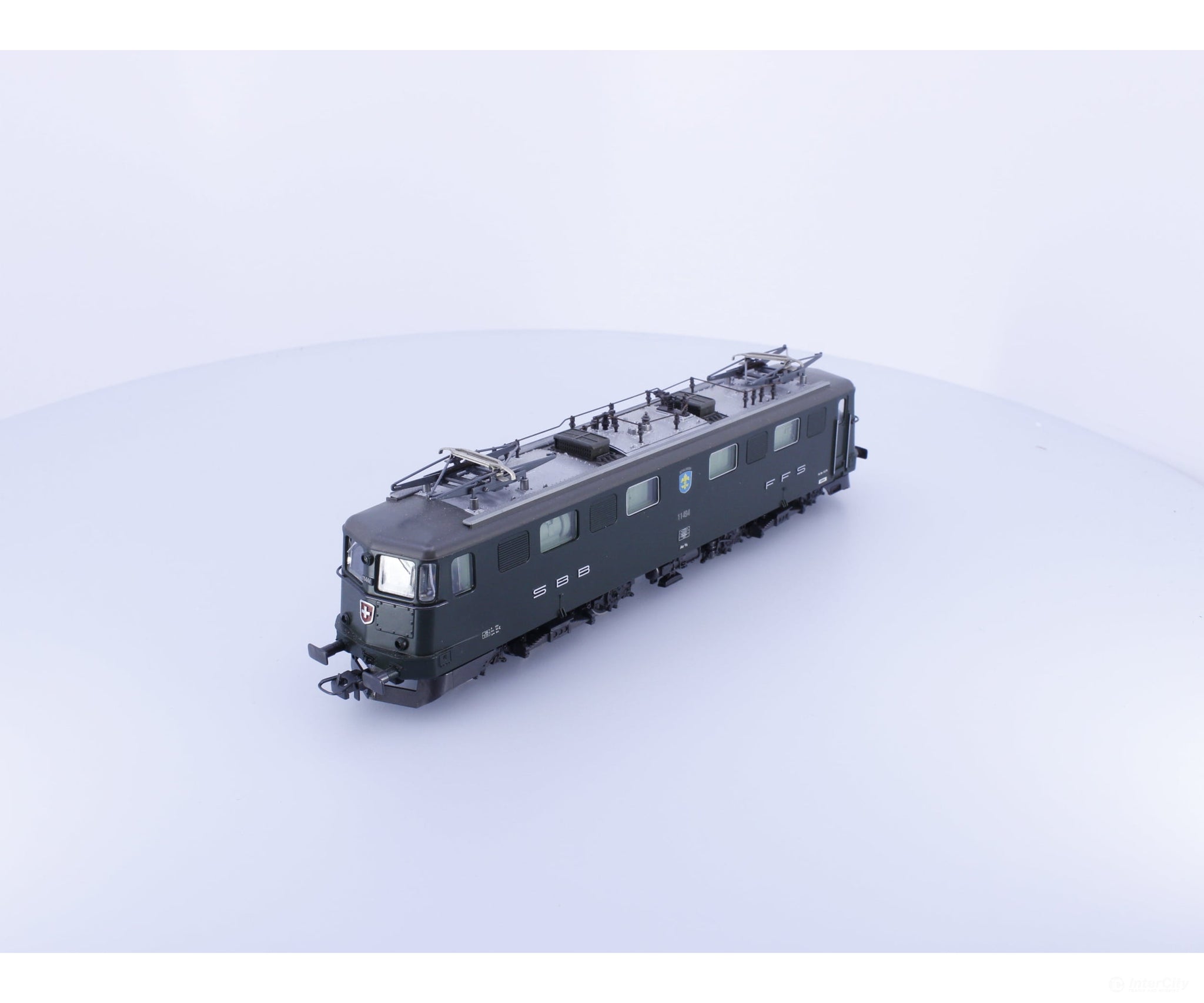 Roco 43535 HO SBB-CFF-FFS Ae 6/6 Electric Locomotive 11494 Analog DC European Locomotives