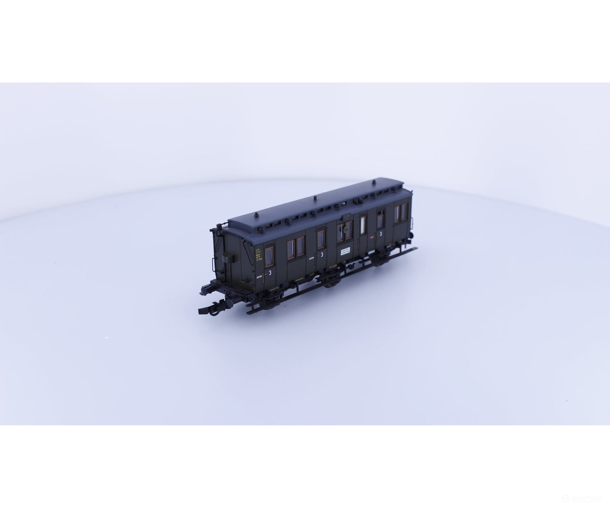 Roco 44221C HO DR 3rd Class Passenger Car of the Royal Prussian State Railway 53505 European Passenger Cars