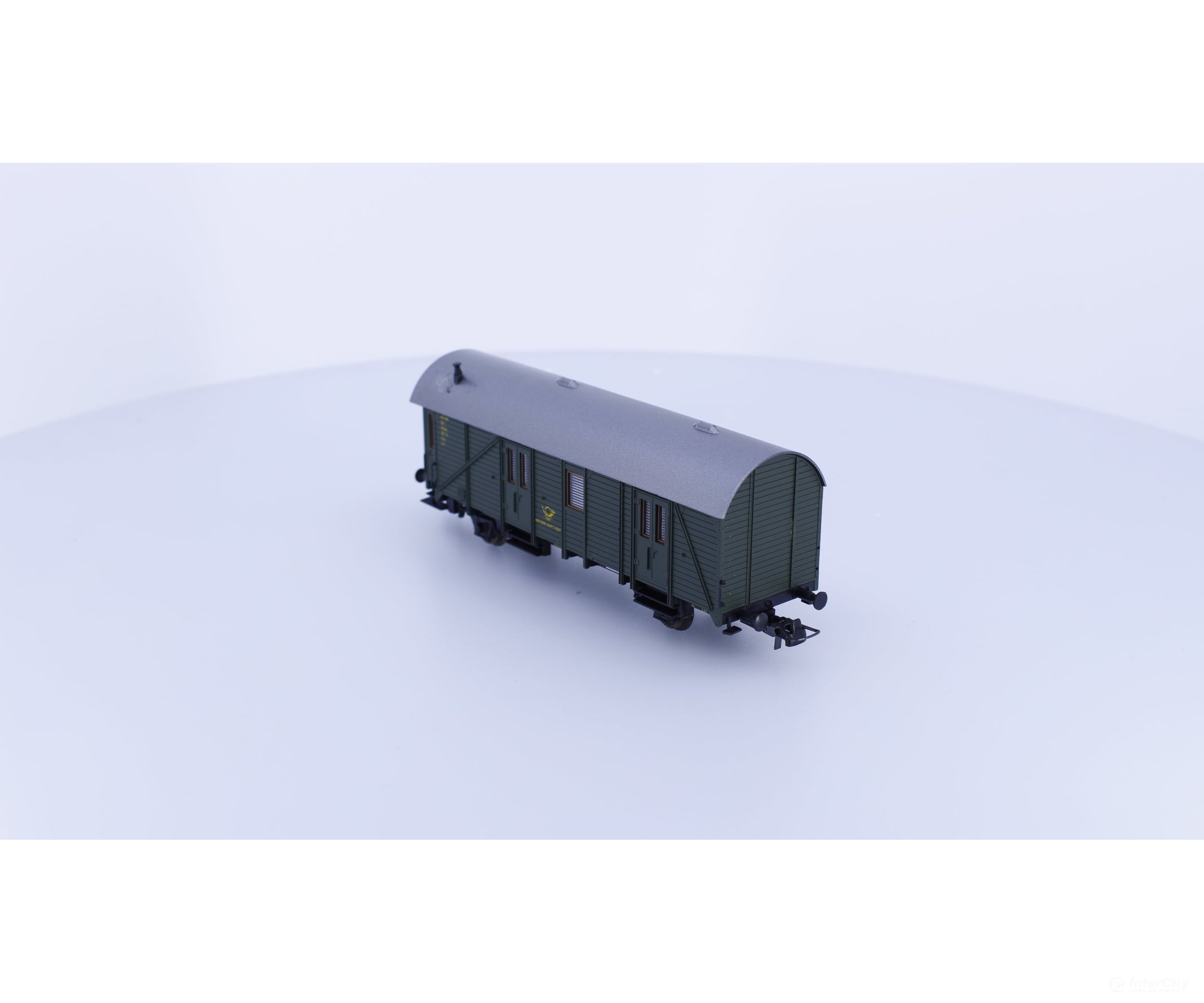 Roco 44255 HO DB Bahn-Postwagen Postal Car 4272 European Freight Cars