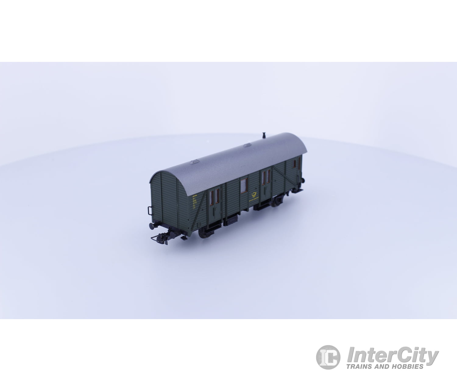 Roco 44255 HO DB Bahn-Postwagen Postal Car 4272 European Freight Cars