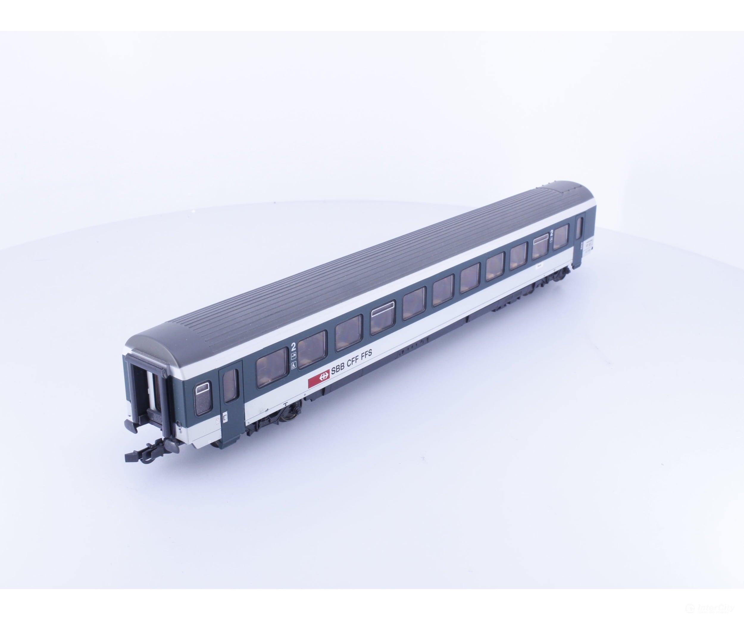 Roco 44472 HO SBB-CFF-FFS 2nd Class Passenger Car Basel - European Passenger Cars