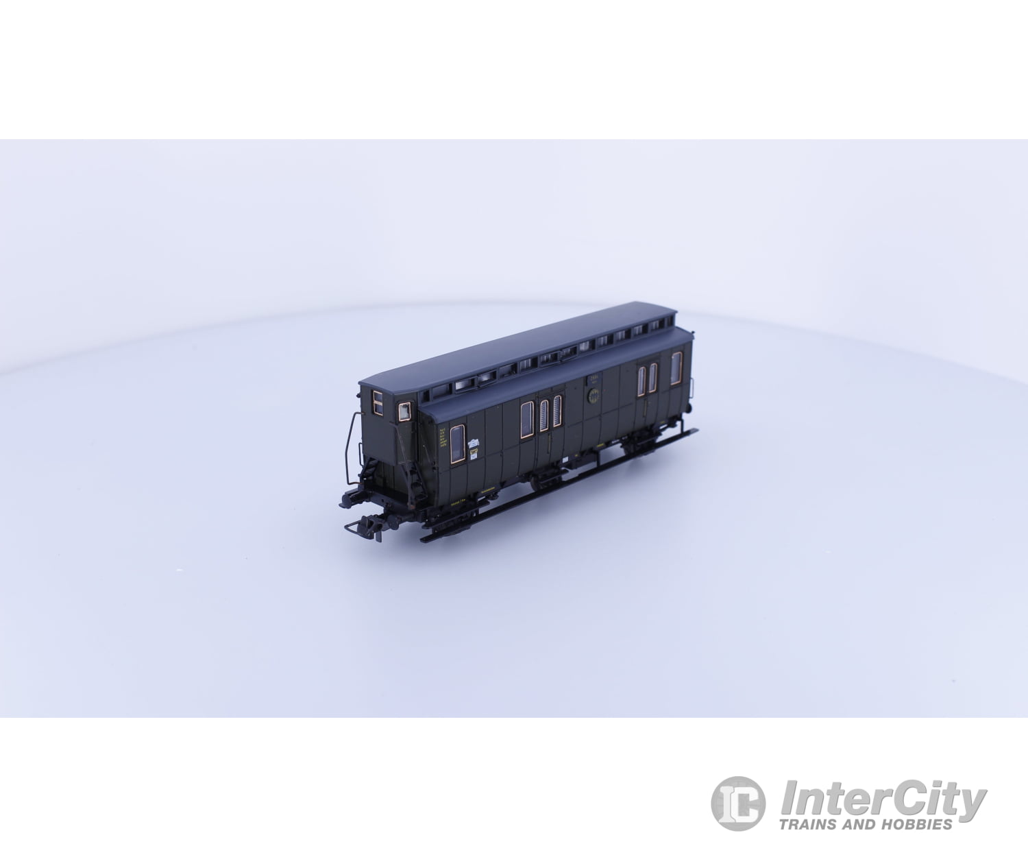 Roco 44510 HO DR Post Wagon with Brakeman’s Cab of the Royal Prussian State Railway 2994 European Passenger Cars
