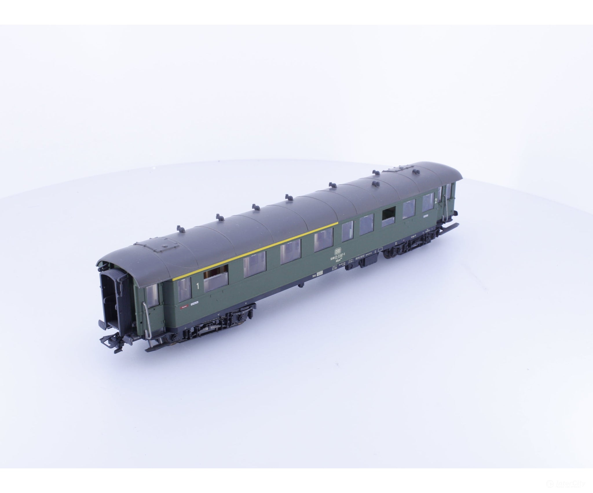 Roco 44550 HO DB 1st /2nd Class Passenger Car 557-5 - European Passenger Cars