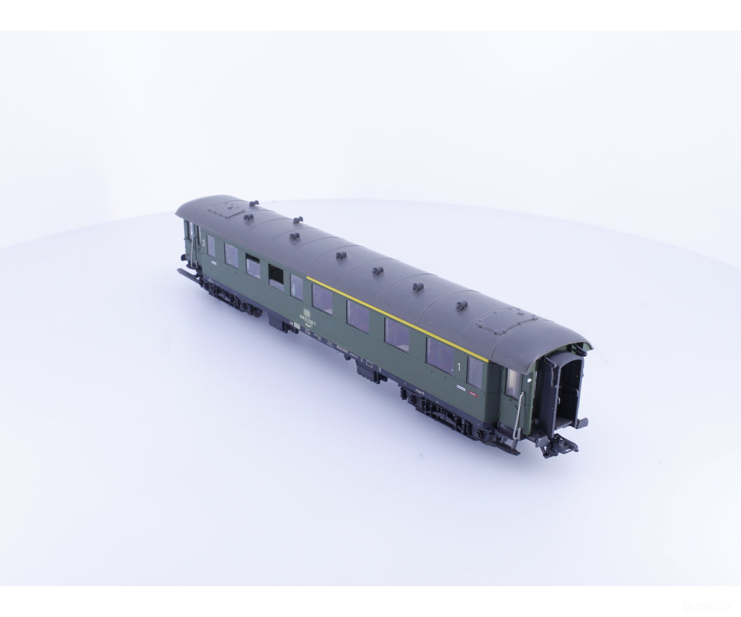 Roco 44550 HO DB 1st /2nd Class Passenger Car 557-5 - European Passenger Cars