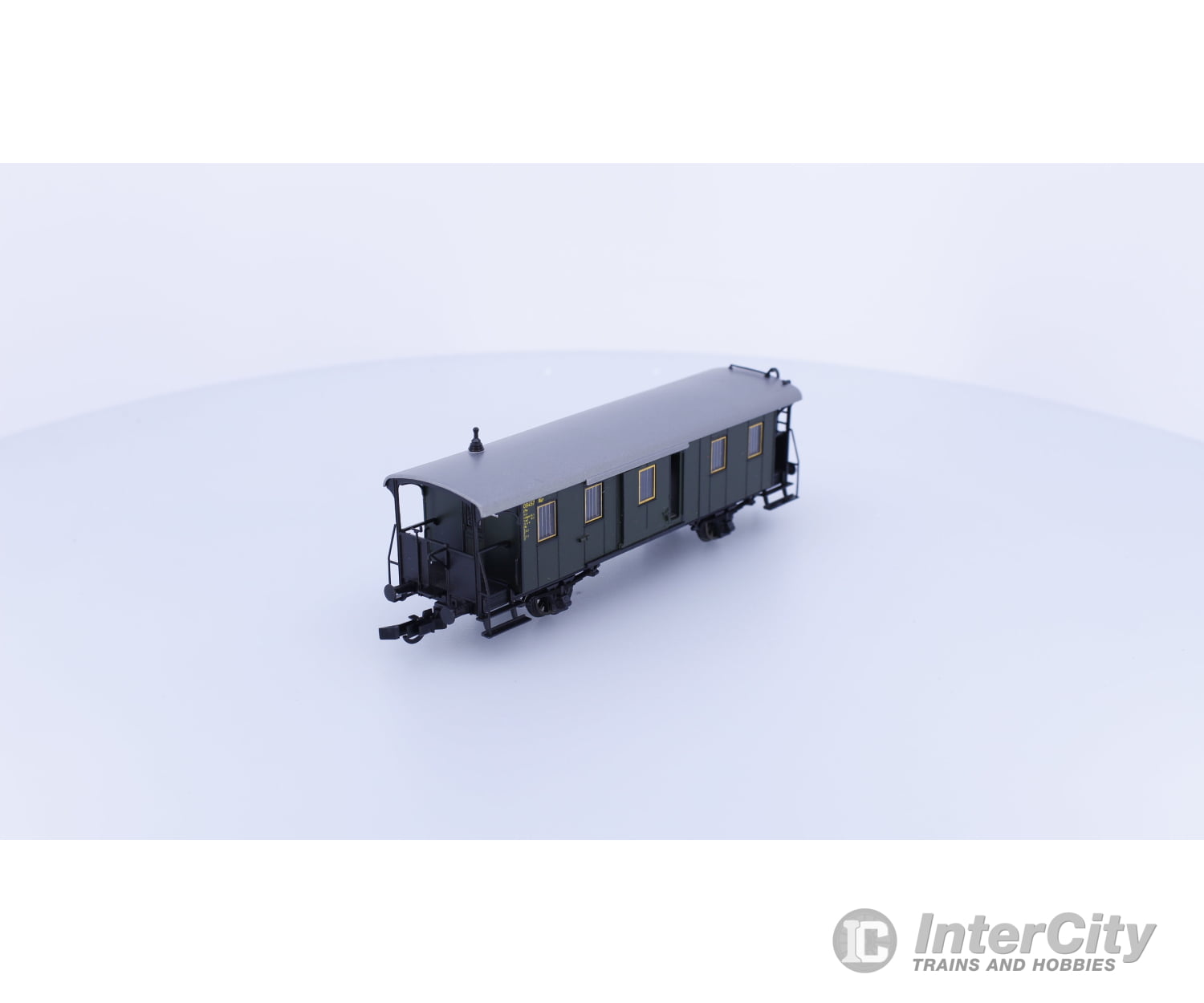 Roco 44828 HO DB Packwagen Baggage Car 09457 European Passenger Cars