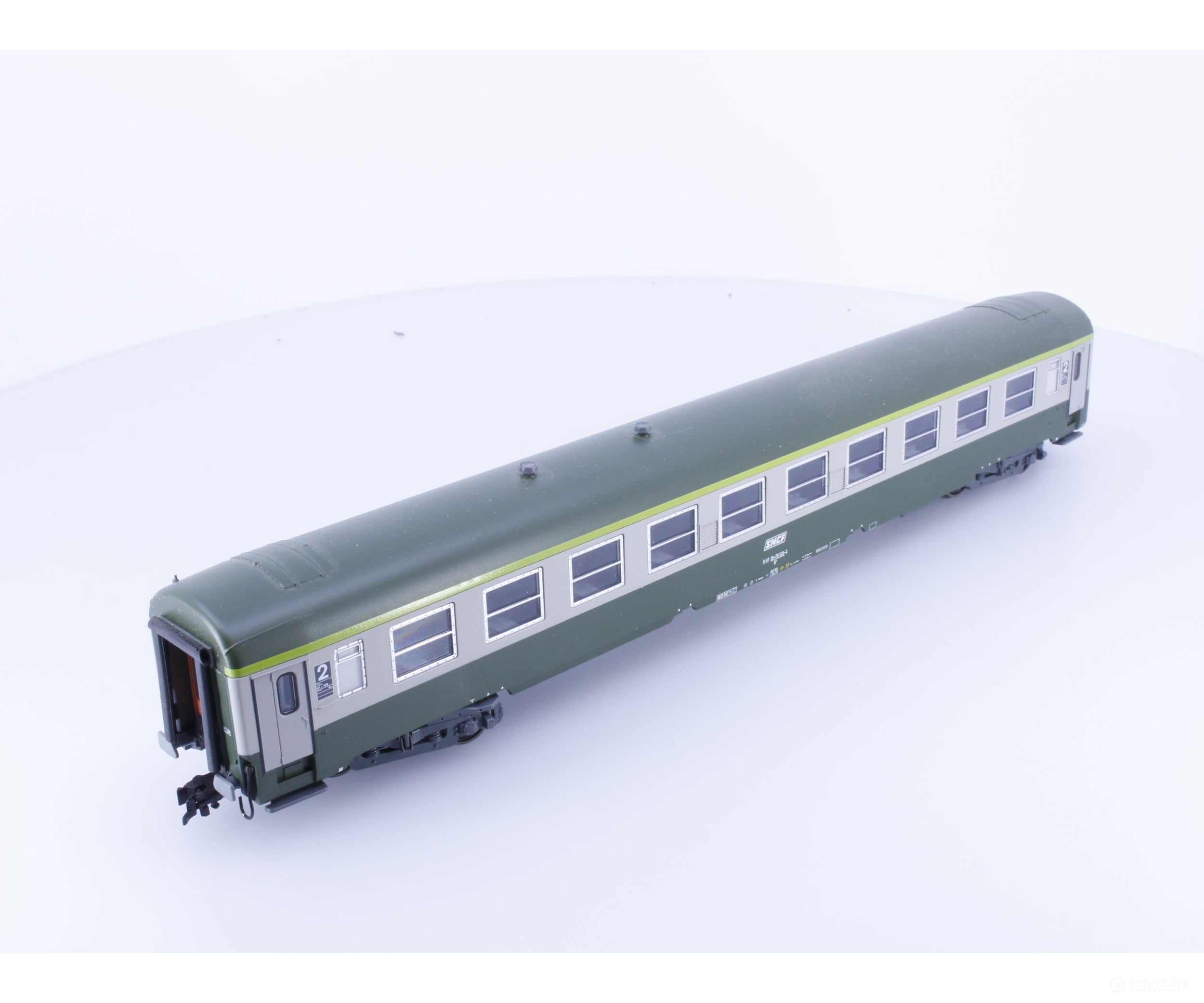 Roco 45202 HO SNCF Personenwagen 2.KL 520-2 European Passenger Cars