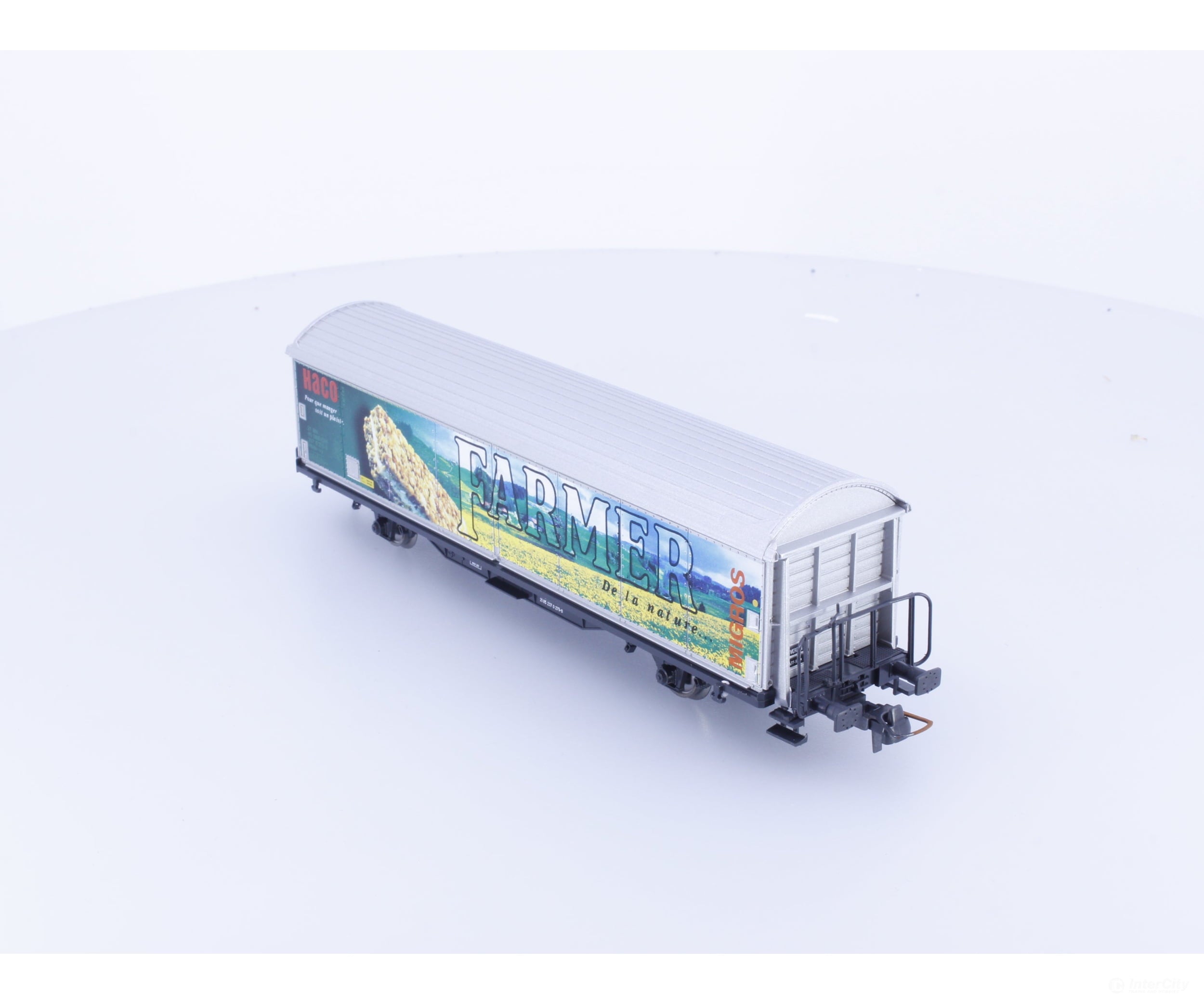 Roco 47611 HO SBB-CFF-FFS Schiebewandwagen Migros Farmer #3 275-9 European Freight Cars
