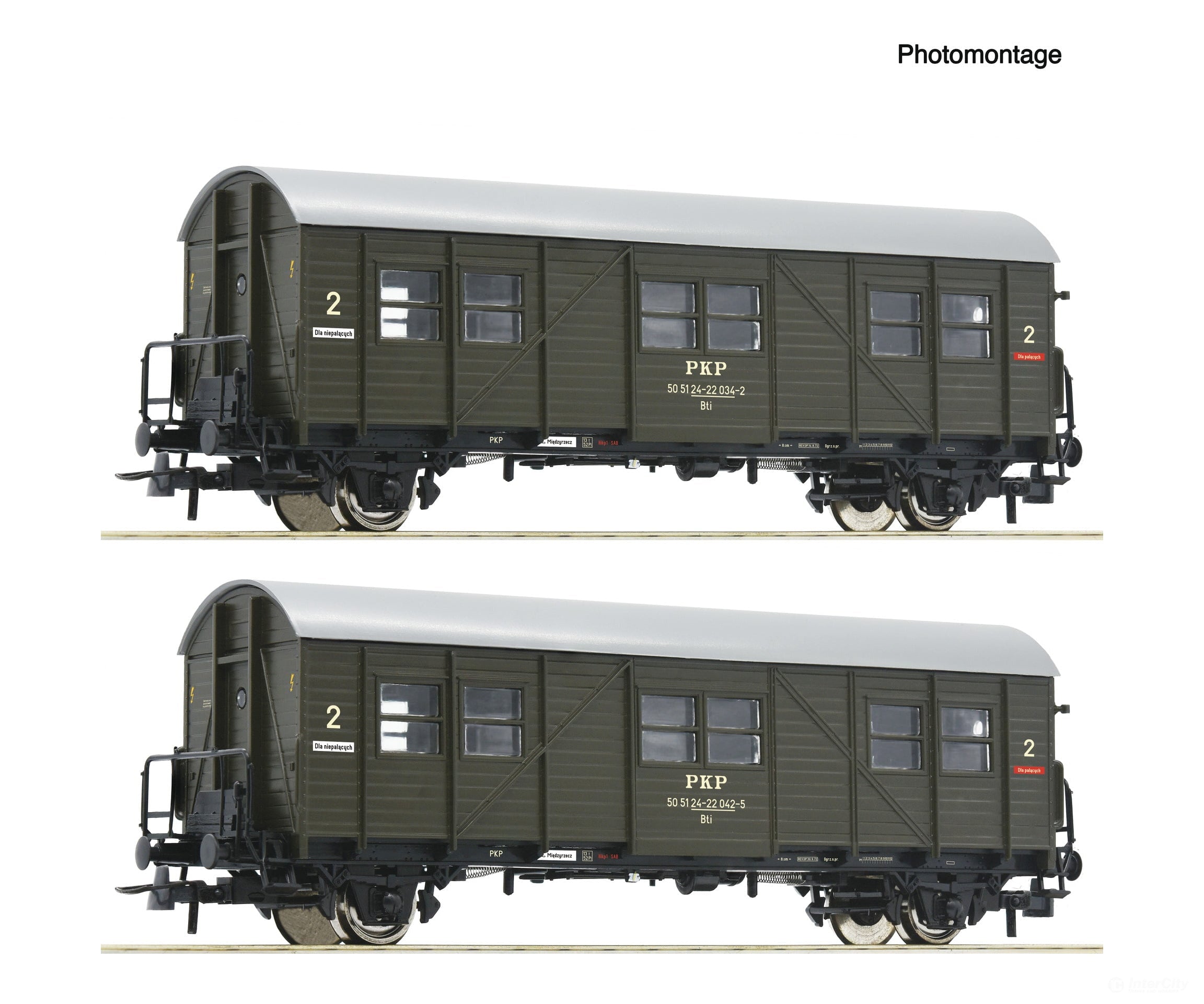 Roco 6200195 HO 2 piece set: Auxiliary passenger coaches PKP European Passenger Cars