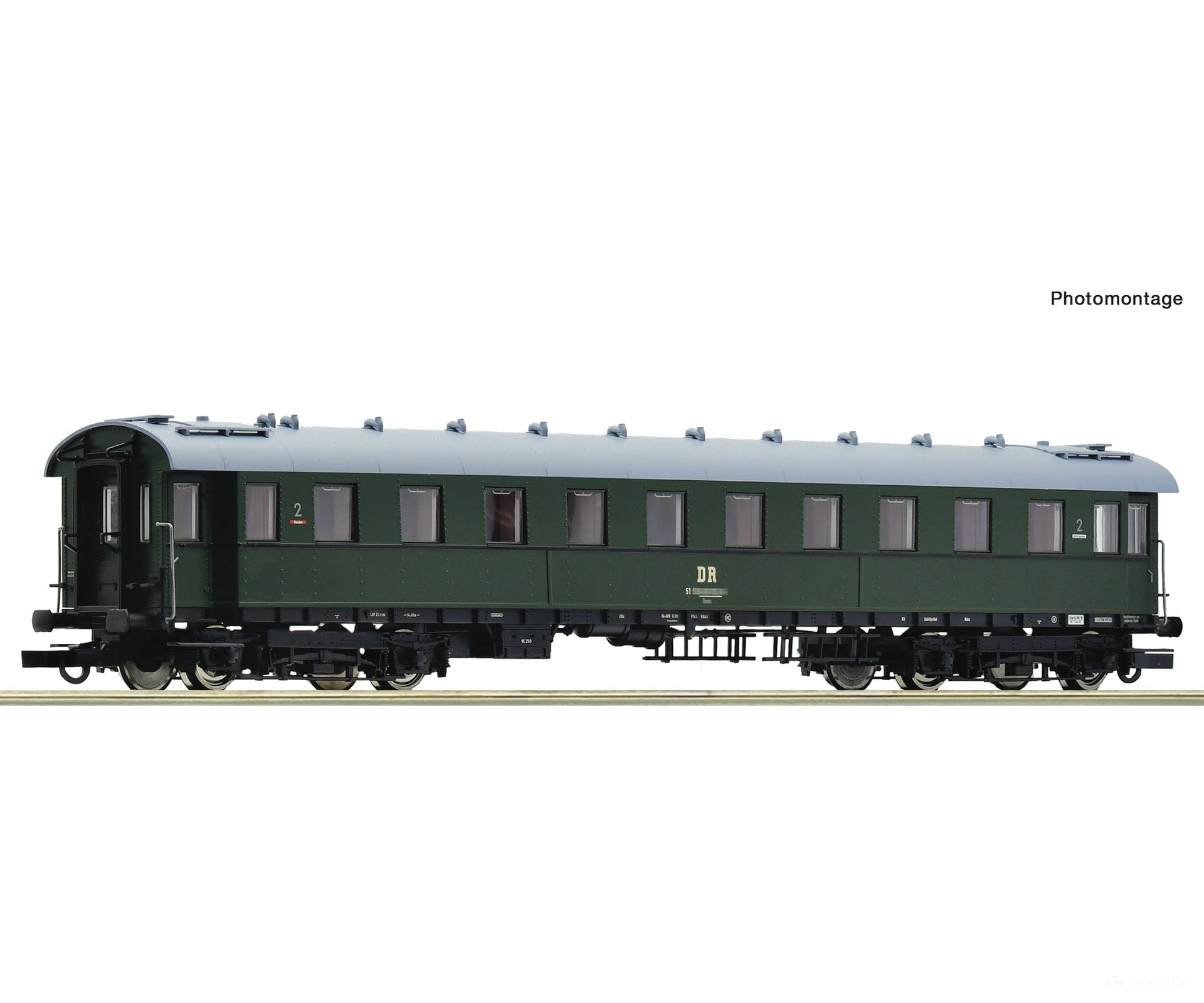 Roco 6200202 HO 2nd class standard express train coach DR European Passenger Cars